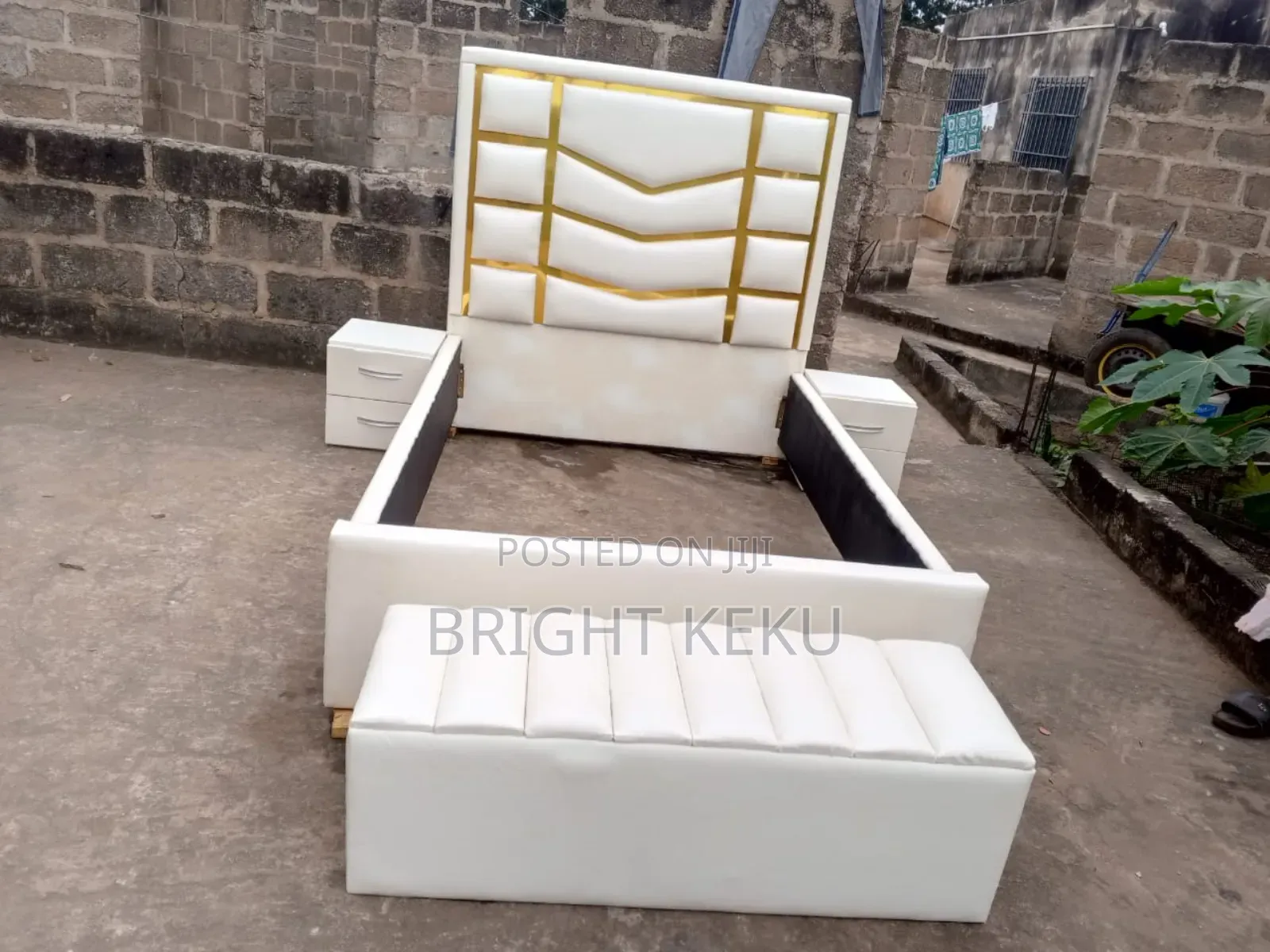 Double Bed Frame With Side Drawers and Ottoman