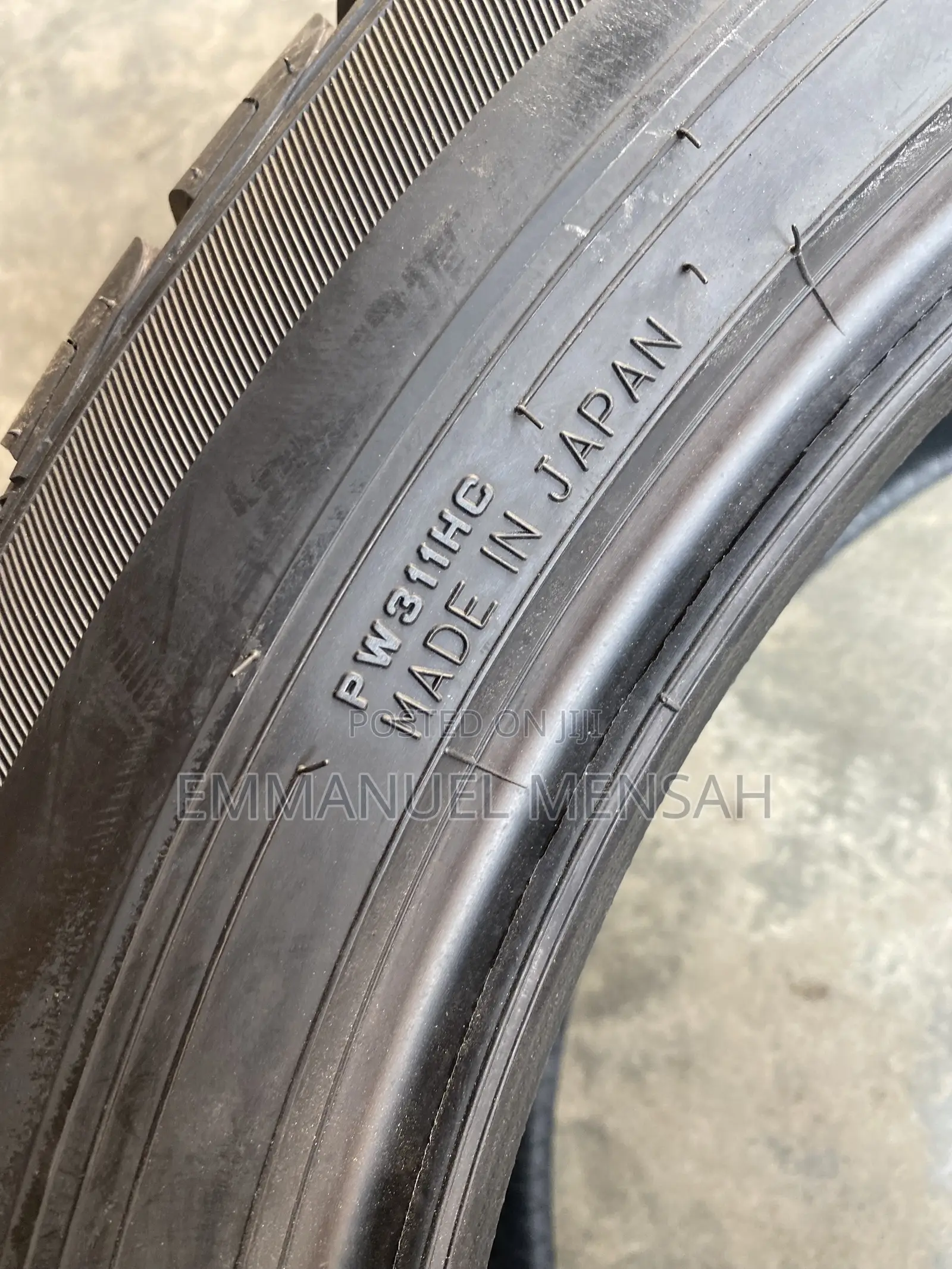 275/45r21 Dunlop Grandtrek PT3 Tire