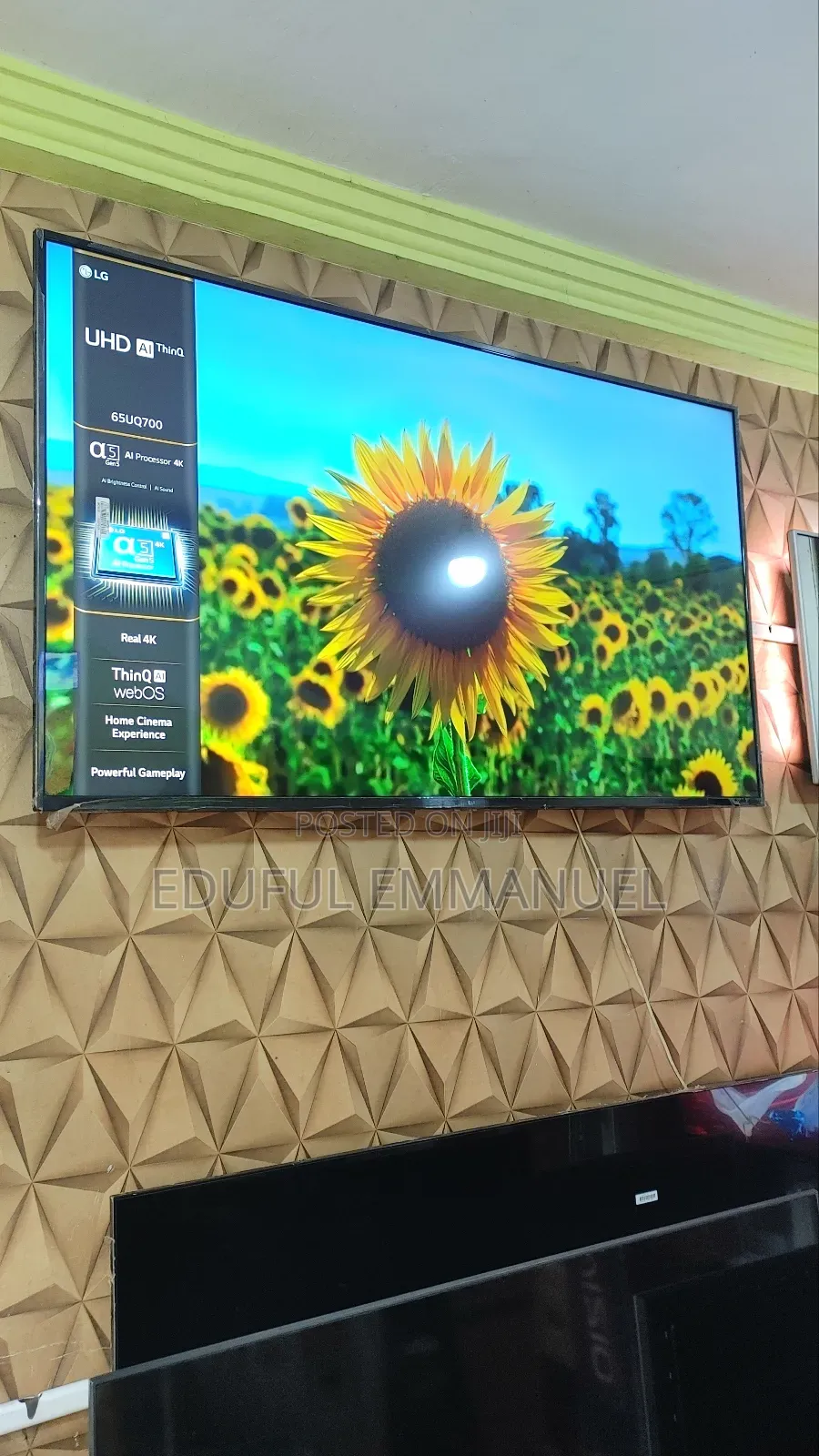 LG 65" UHD SMART T2S2 Apple Airplay Netflix Youtube