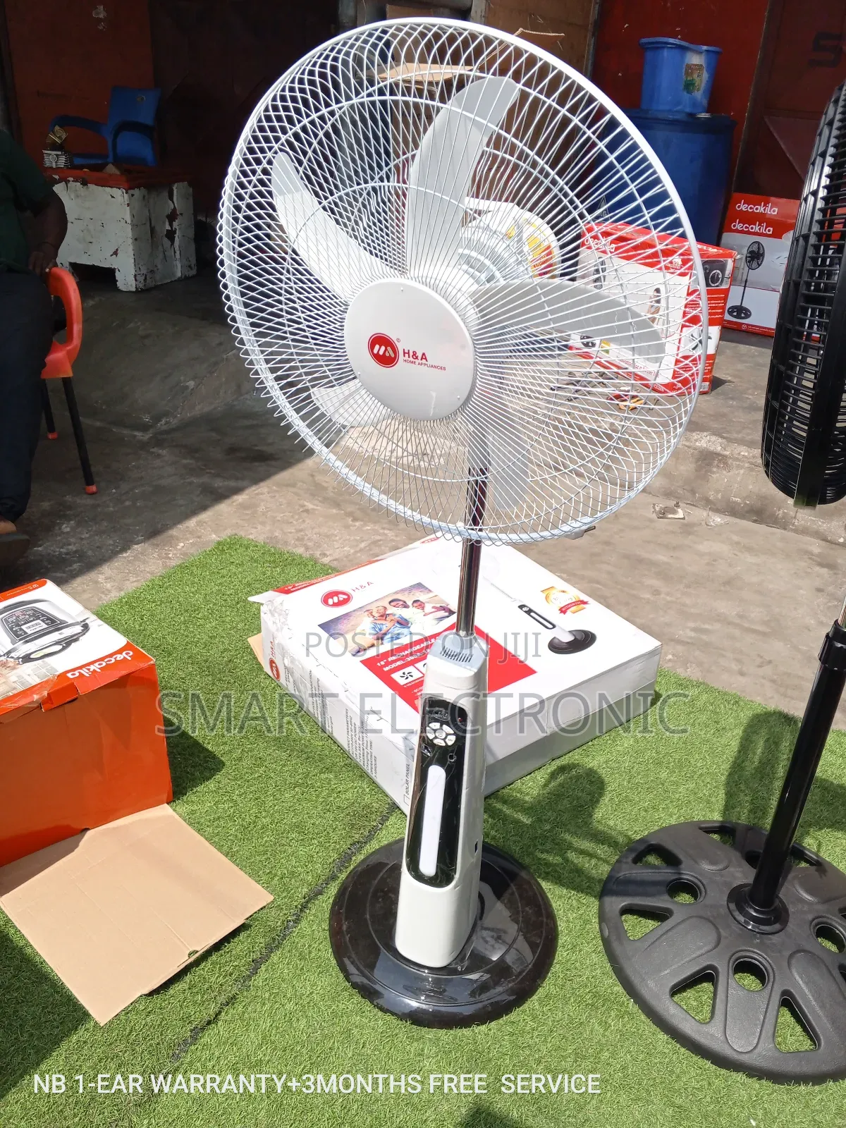 Super Quality H a Rechargeable Standing Fan Standing Fan