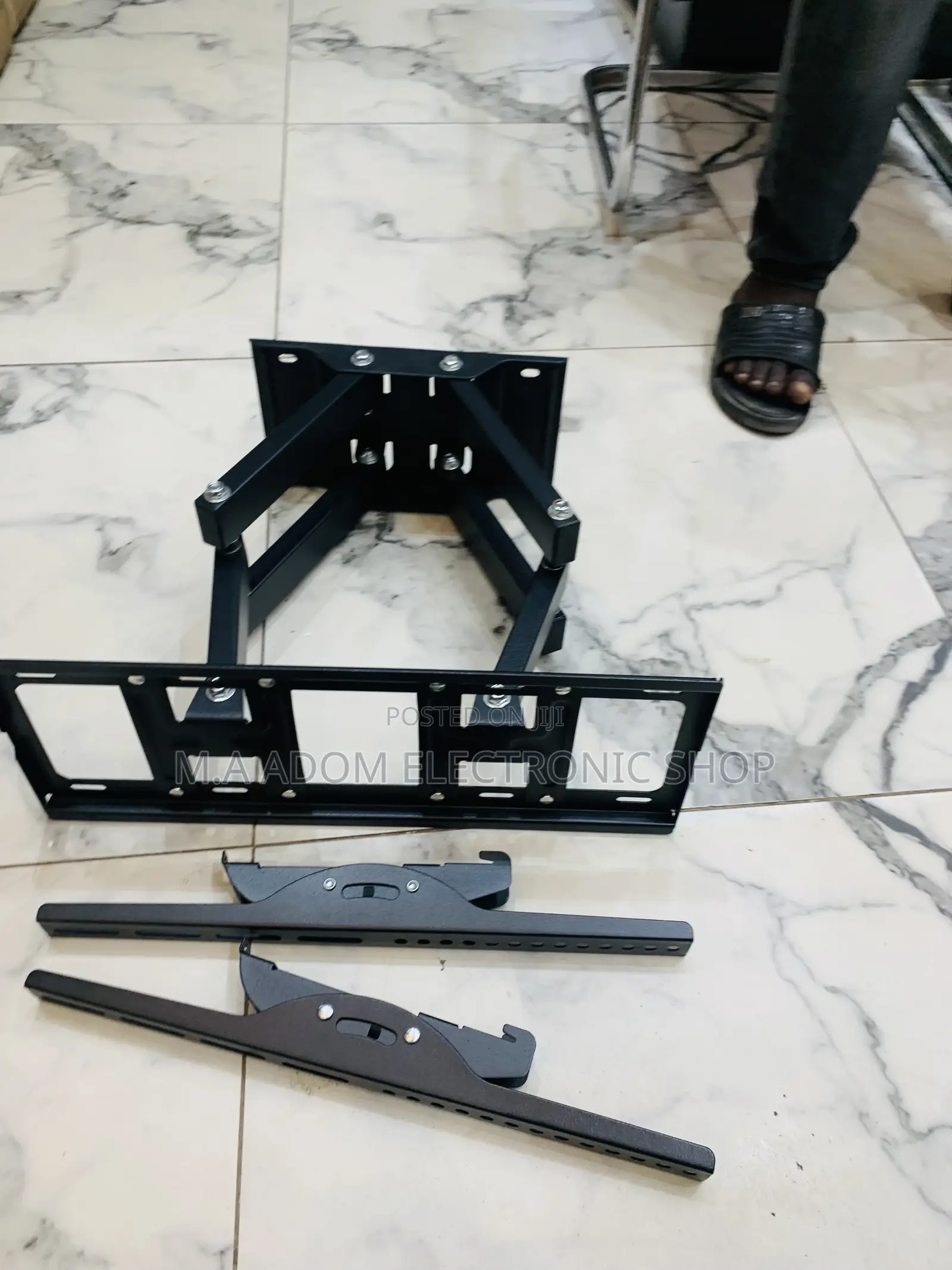 Tv Mount 32”-80”