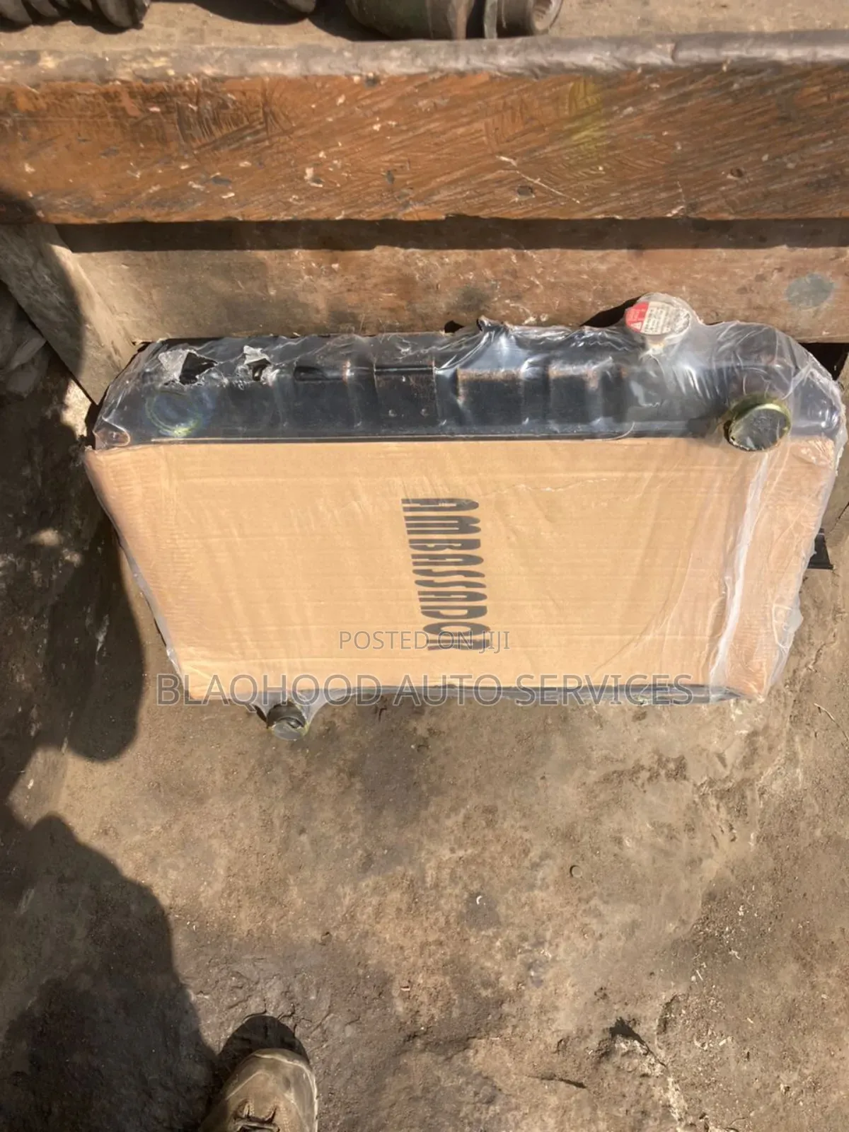 3 Holes Brand New Radiator Tank for Td/Bongo and All