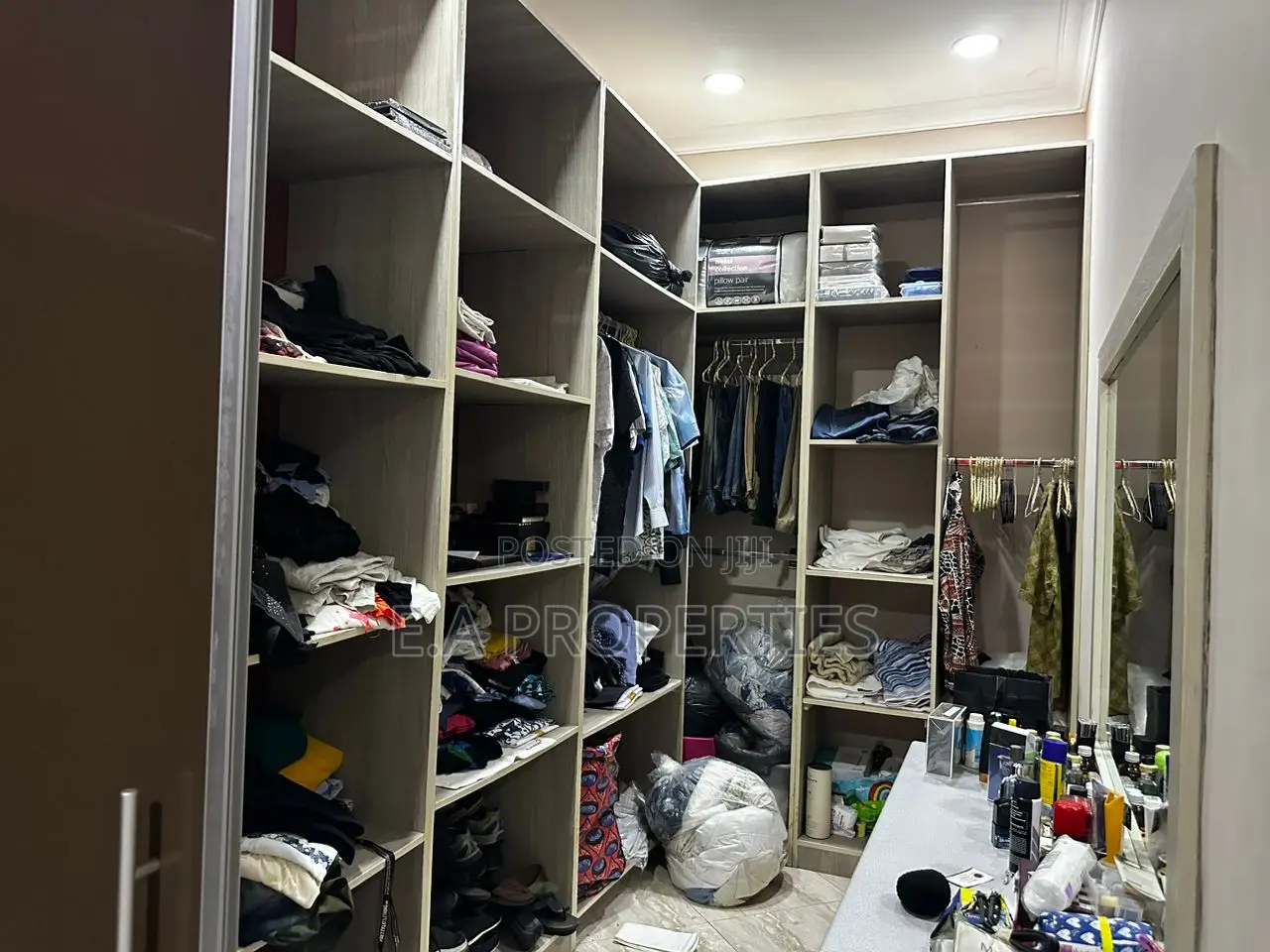 Furnished 4bdrm House in E A Properties, Toll Booth for sale