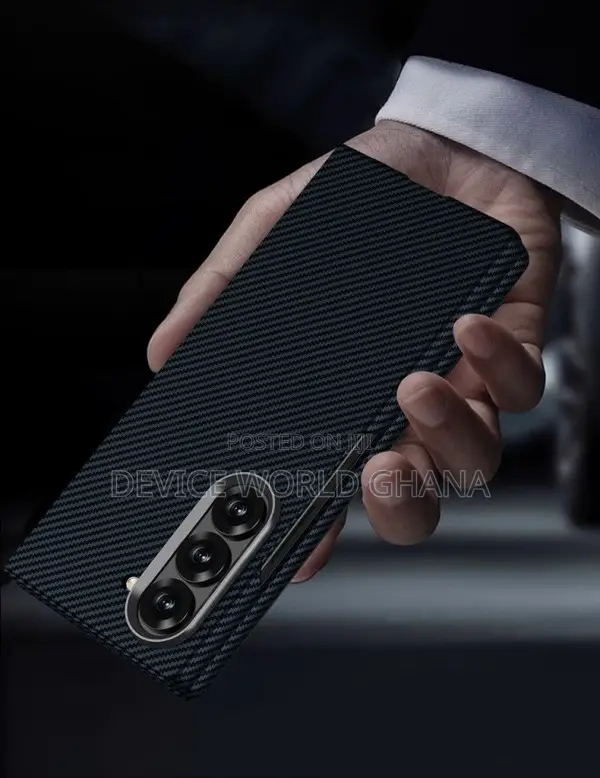 Mex Carbon Fiber Case Available for Samsung Z Fold 7 and 6