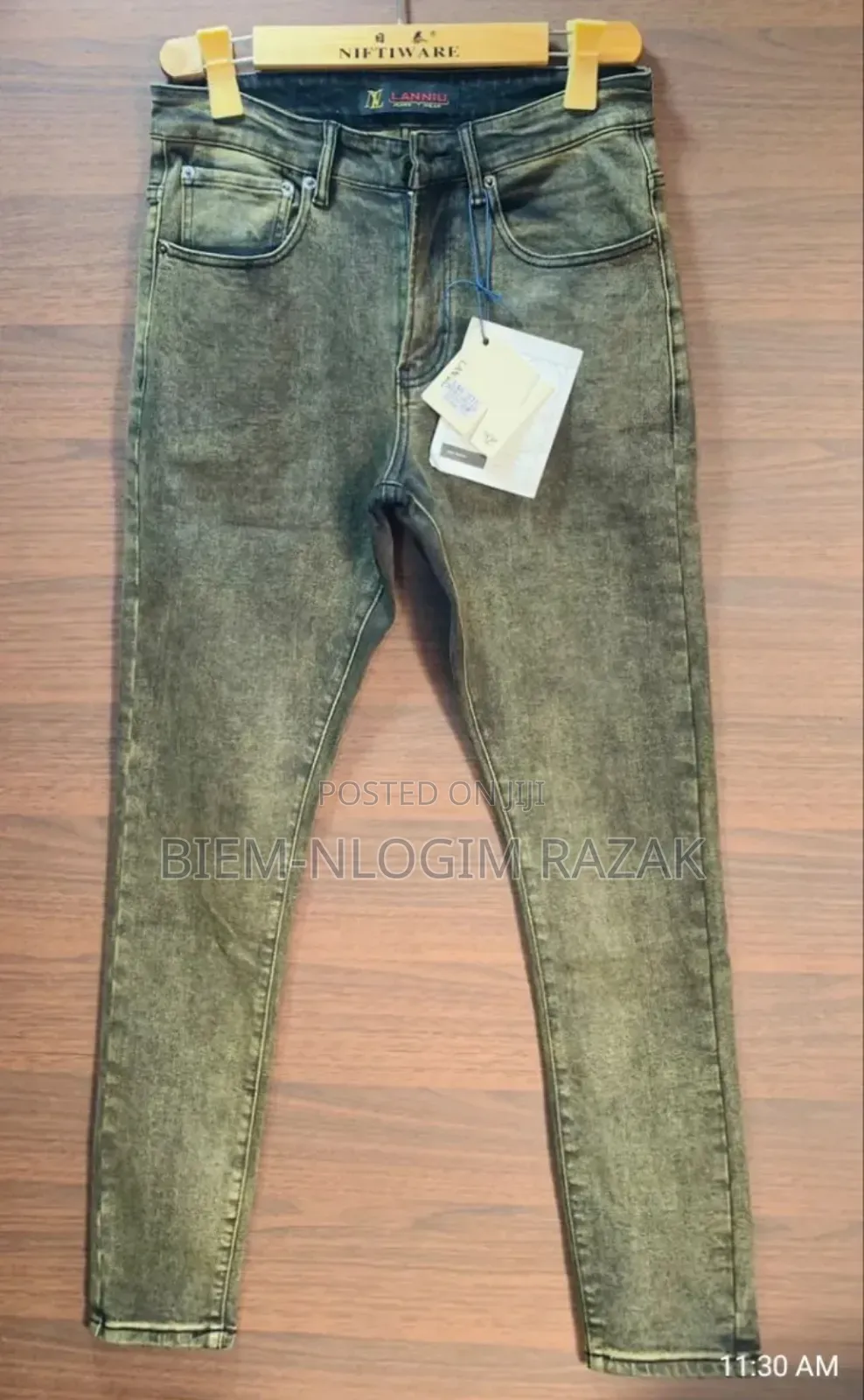 High Quality Luiz Vuitton N Armani Plain Jeans Available