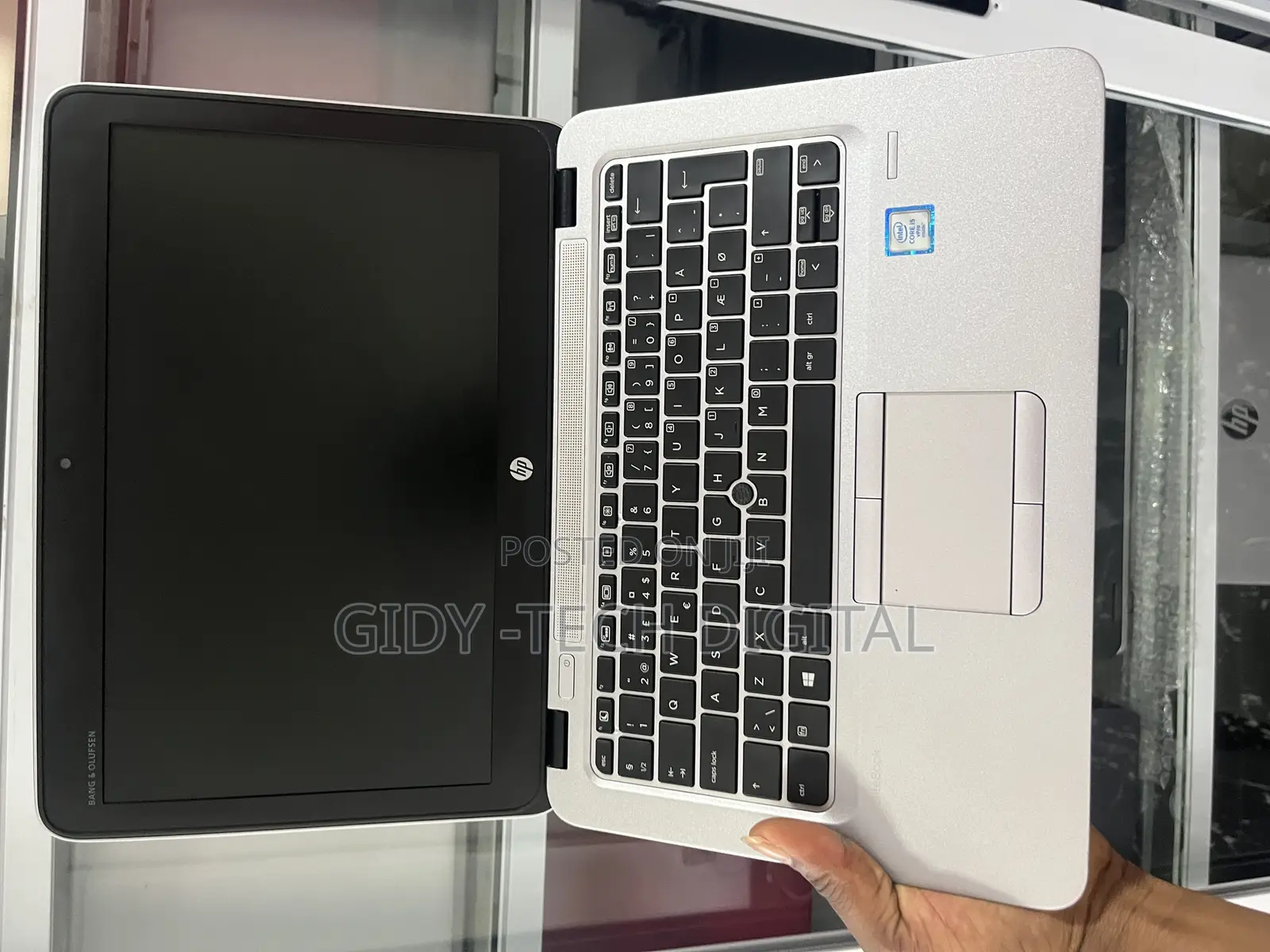 Laptop HP EliteBook 820 G3 8GB Intel Core I5 SSD 256GB
