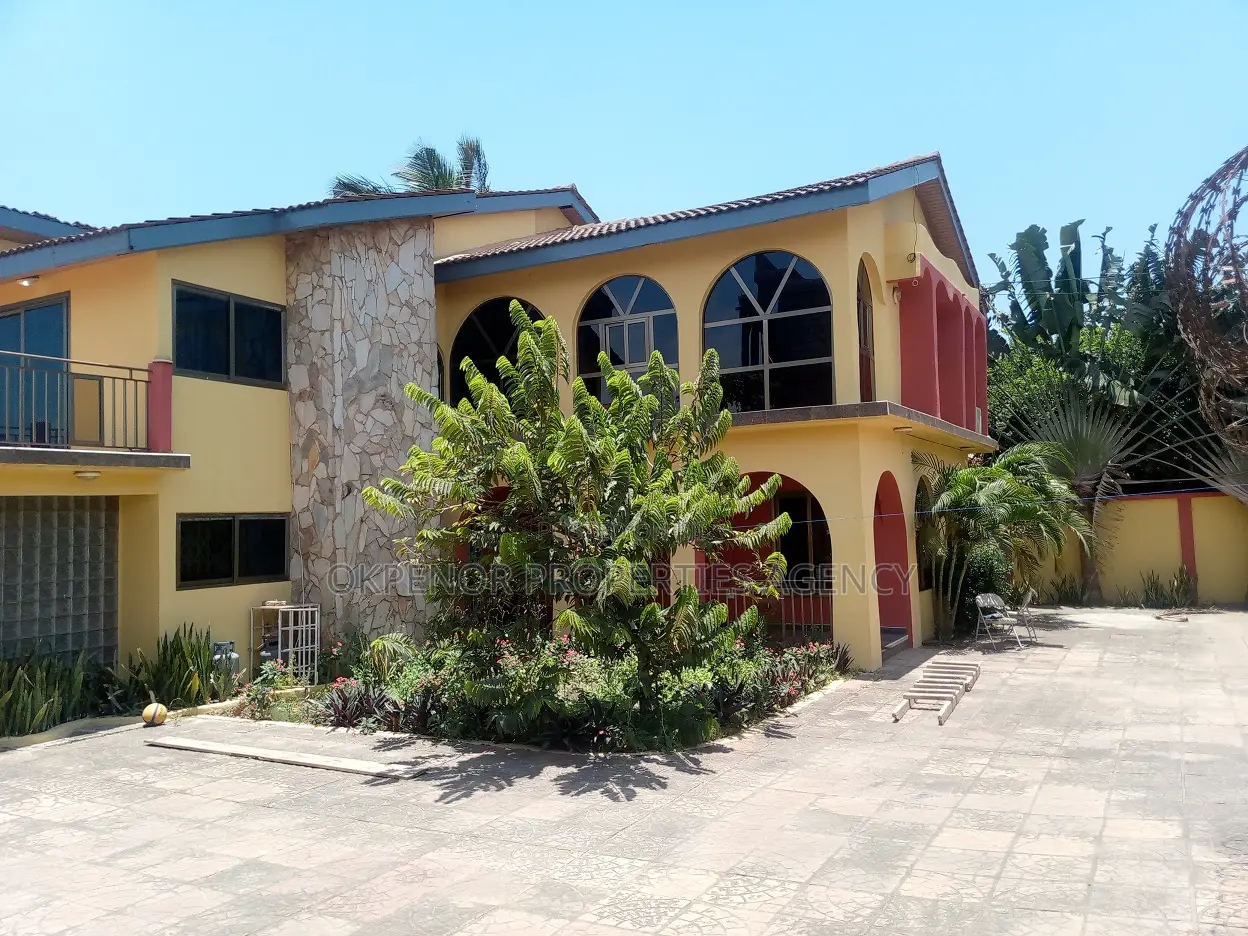 Furnished 7bdrm House in Accra for sale