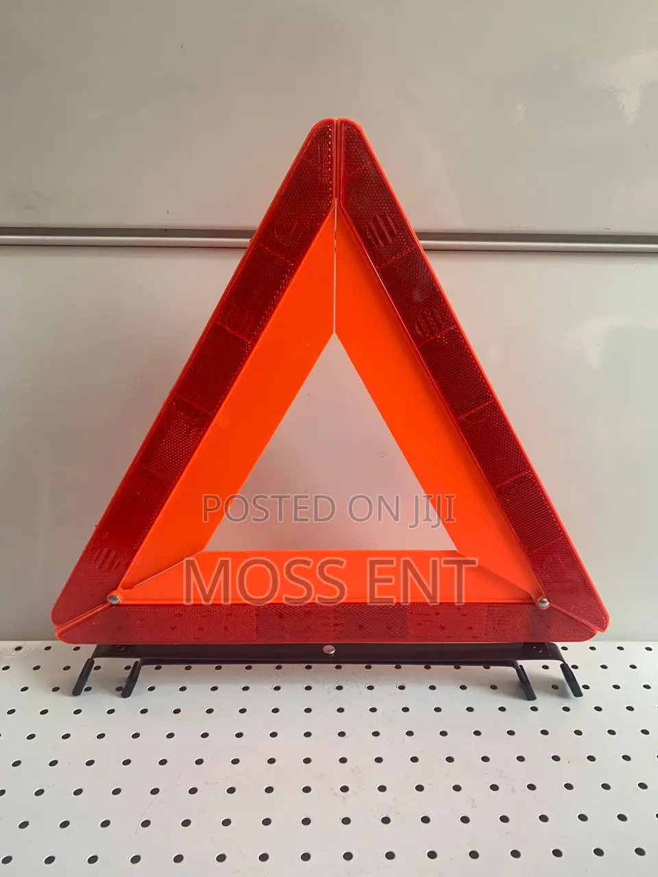 Warning Triangle - Wyj3a43