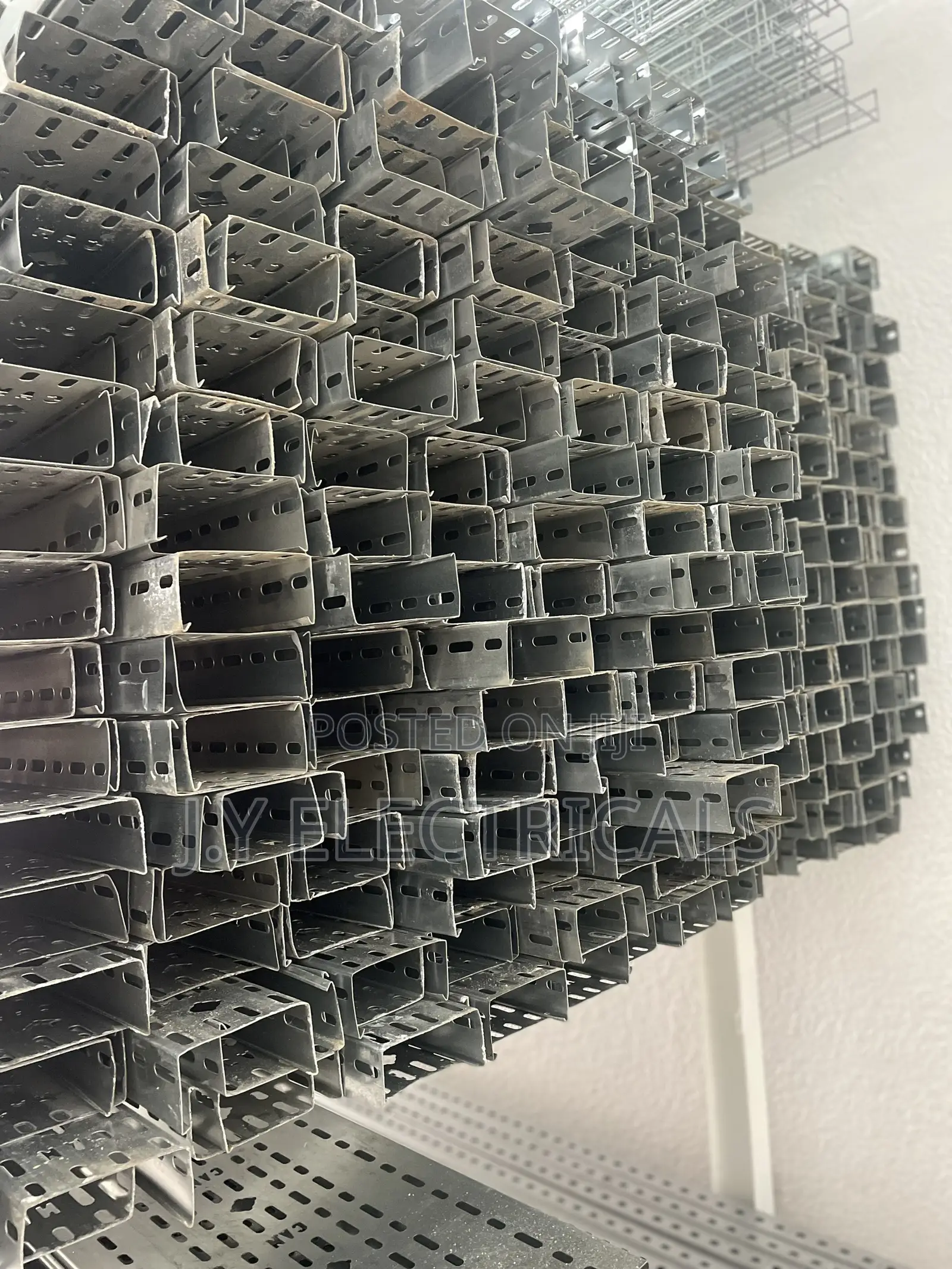 50 X 100mm Cable Tray