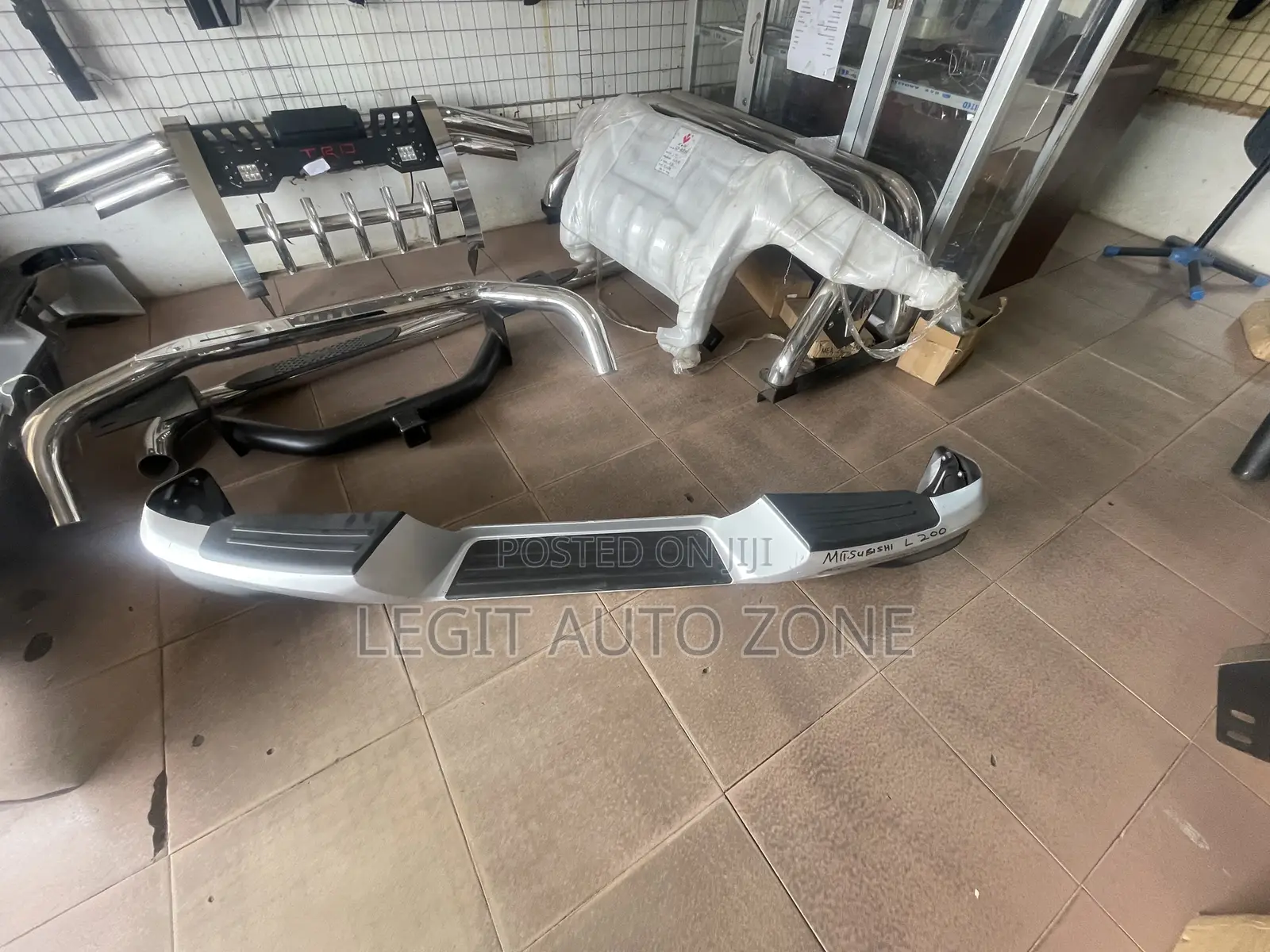 Mitsubishi L200 Back Bumper
