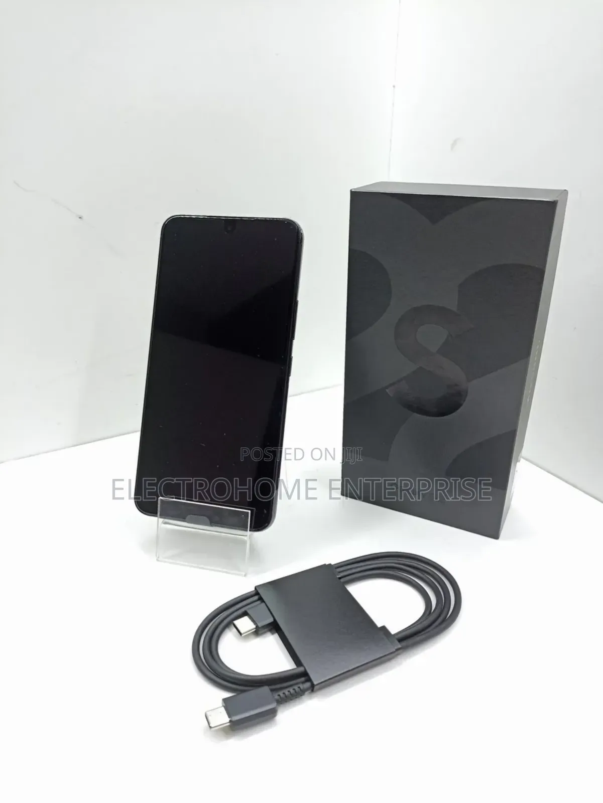 New Samsung Galaxy S22 5G 256 GB Black