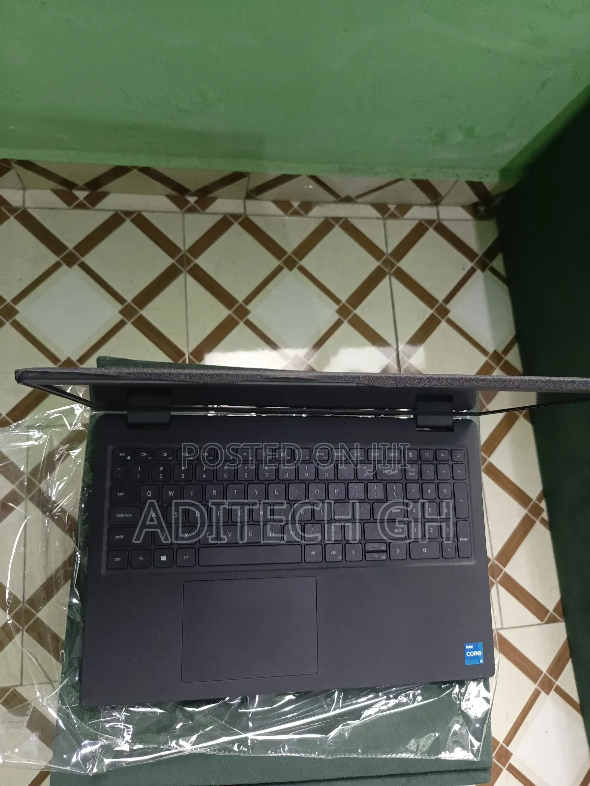 Laptop Dell Latitude 3520 16GB Intel Core i5 SSD 750GB