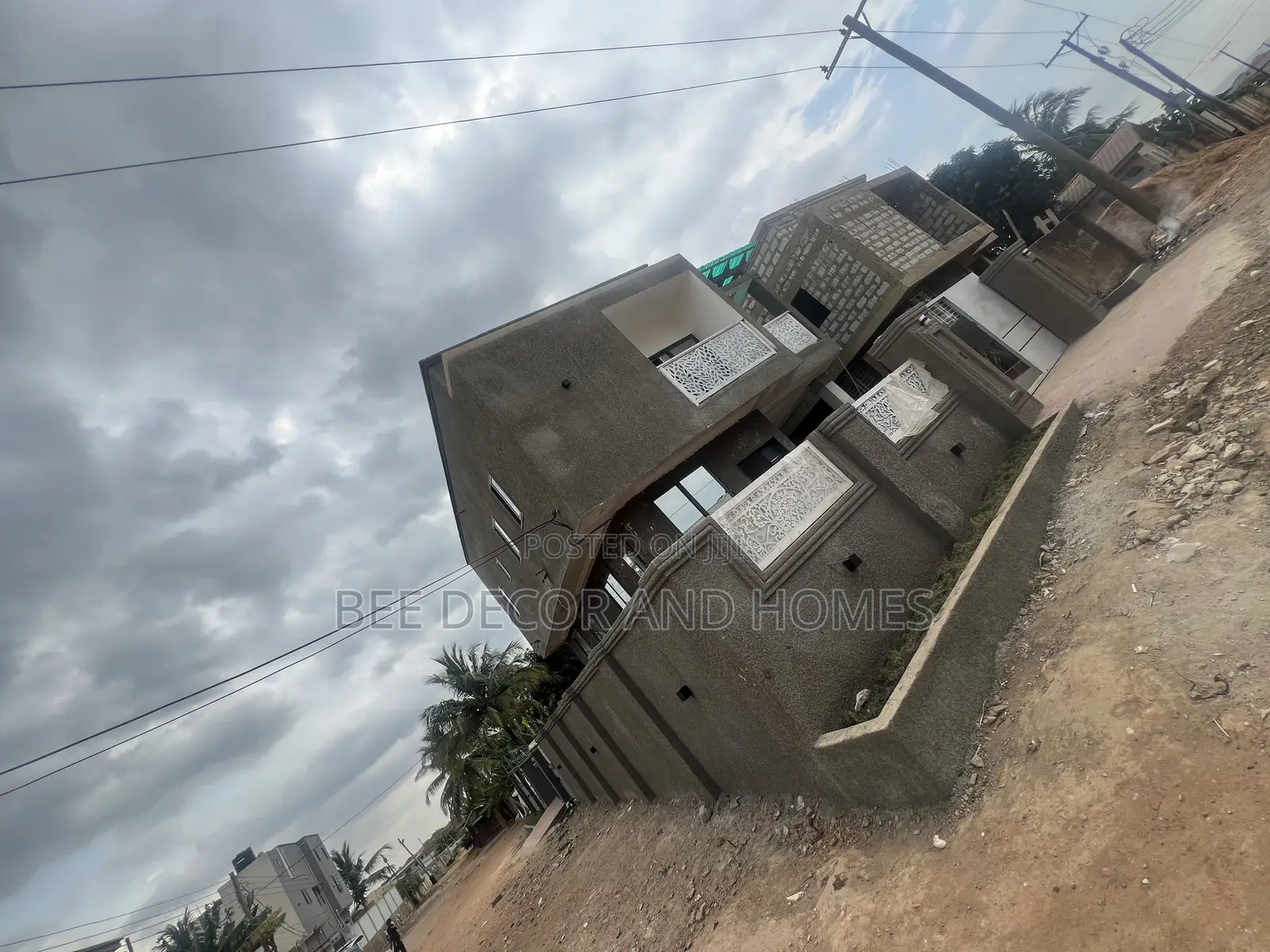 3bdrm Townhouse / Terrace in Junction 5 Area., Adenta for rent