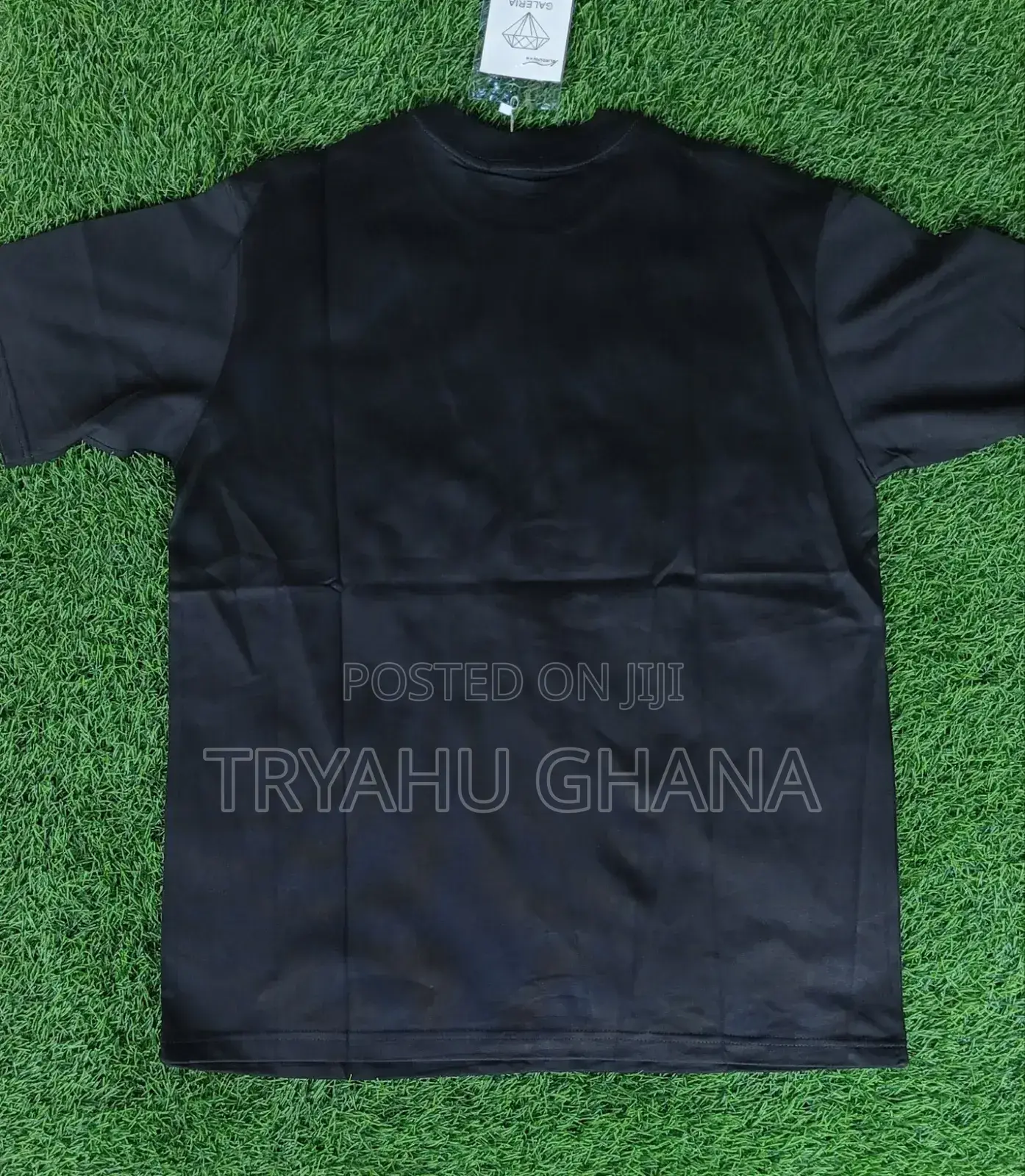 Build Your Swag With Our Stock of Round-Neck Tops at Tryahu