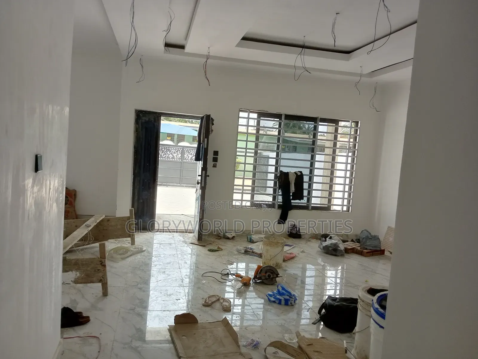 3bdrm House in Sakumono for sale