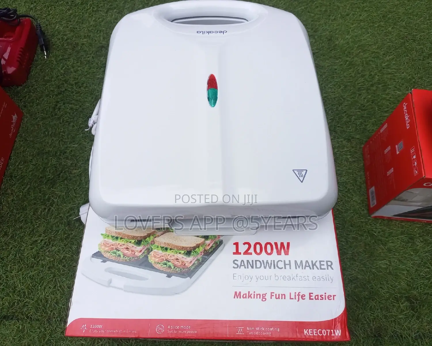 Decakila 1200watts Sandwich Strong Sandwich Maker Available.