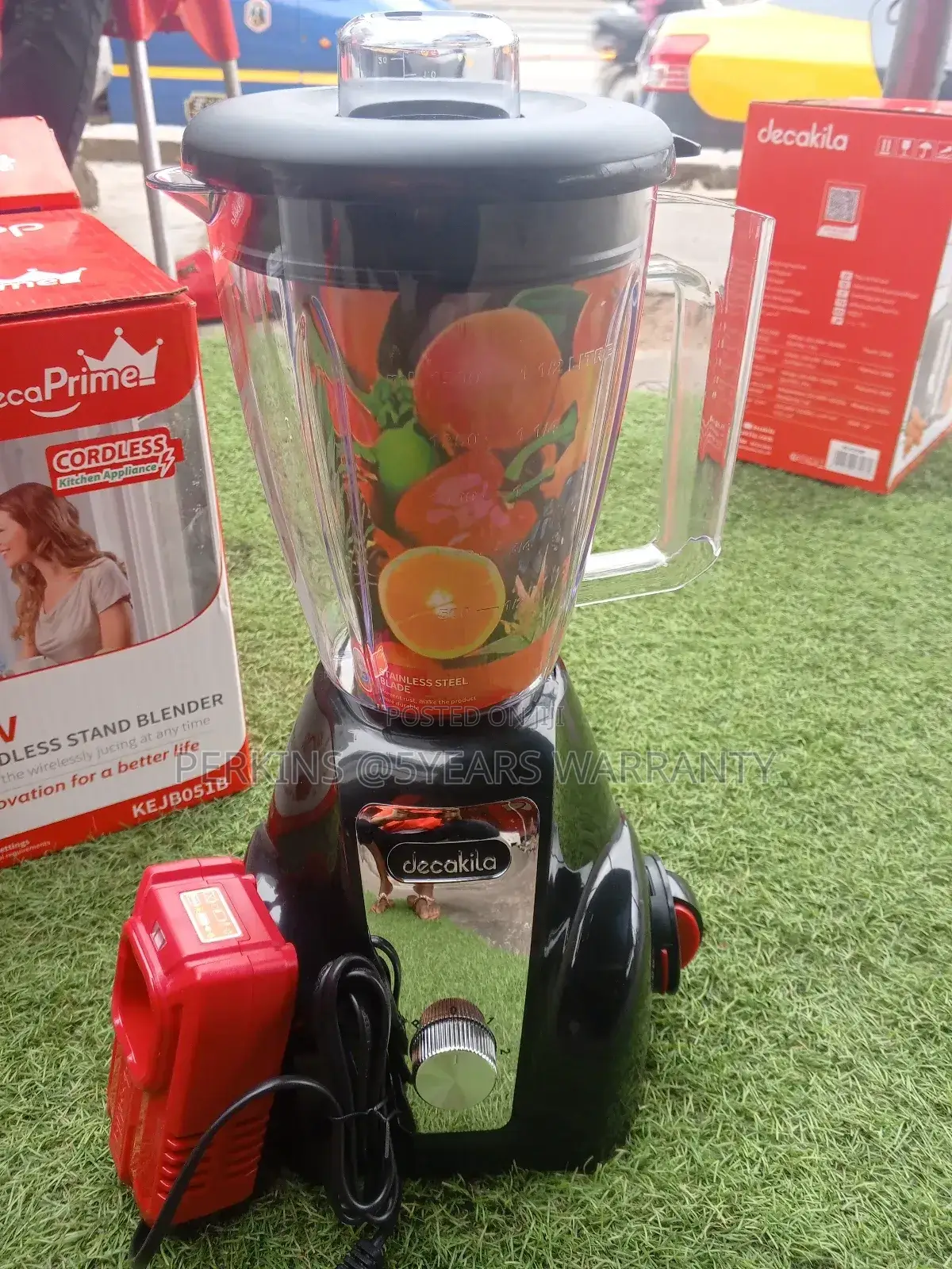 Black Coloured Decakila Cordless Blender Cordless Blender