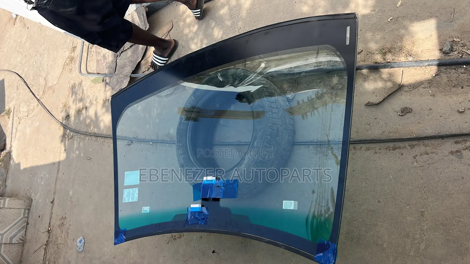 Range Rover Evoque Windshield
