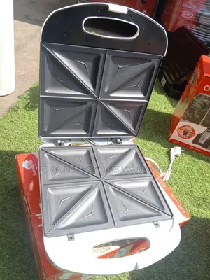 Brand New Decakila Sandwich Machine Sandwich Machine