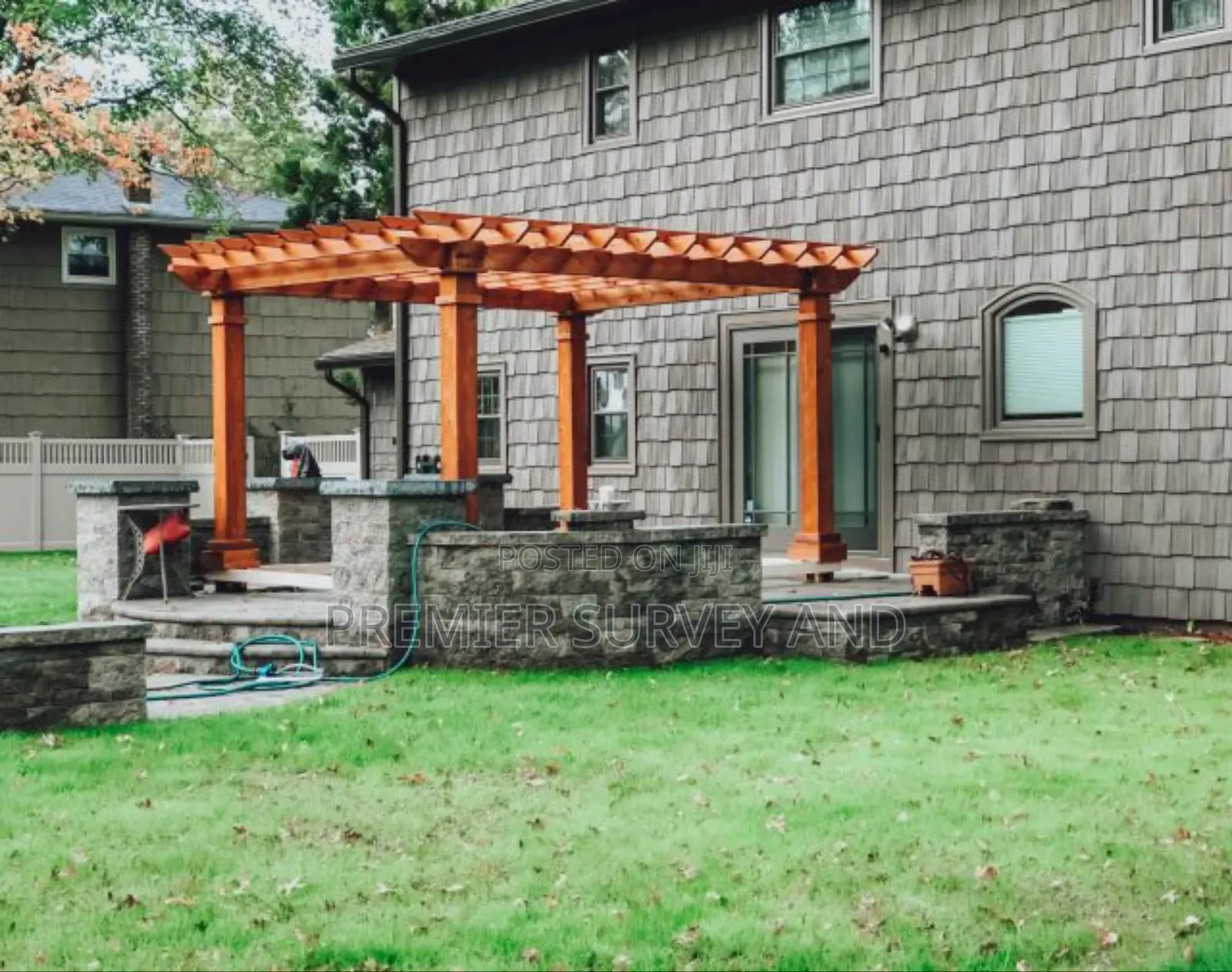 Beautiful and Durable Pergola Shades
