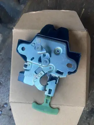 Toyota Corolla 2009-2017 Brand New BOOT LOCKER Available