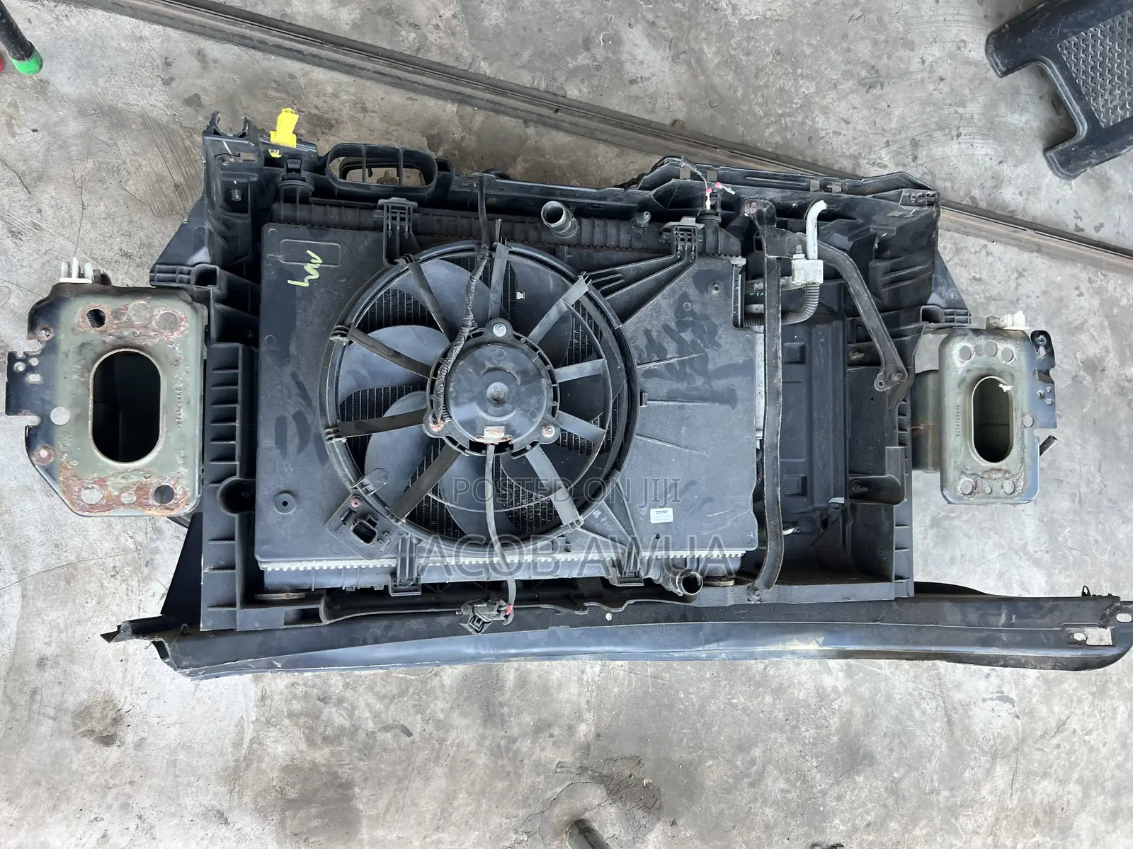 Ford Fiesta Cut Support With Radiator(2012-2018)