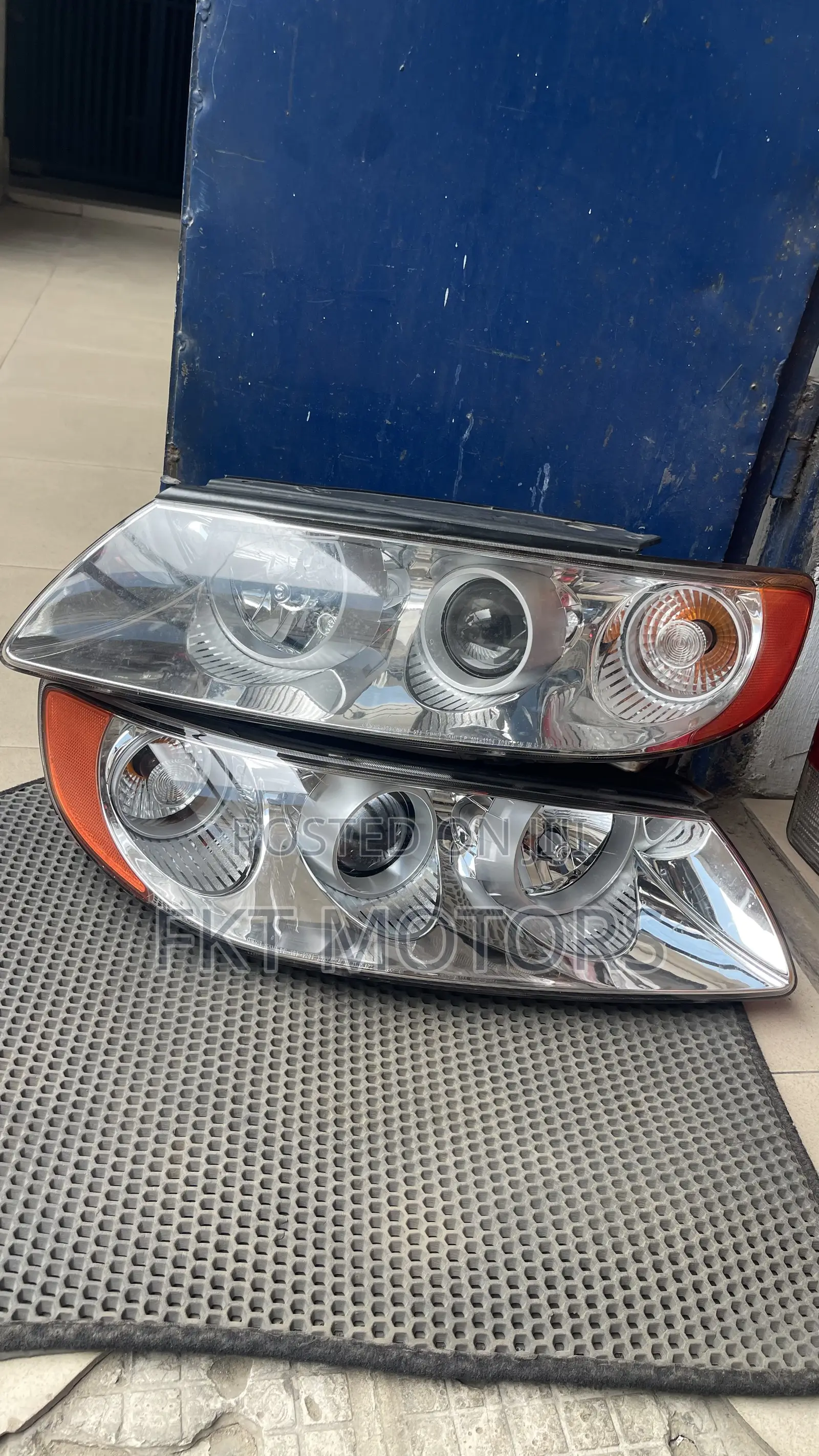 Hyundai Azera 2006-2008 Headlights Charger