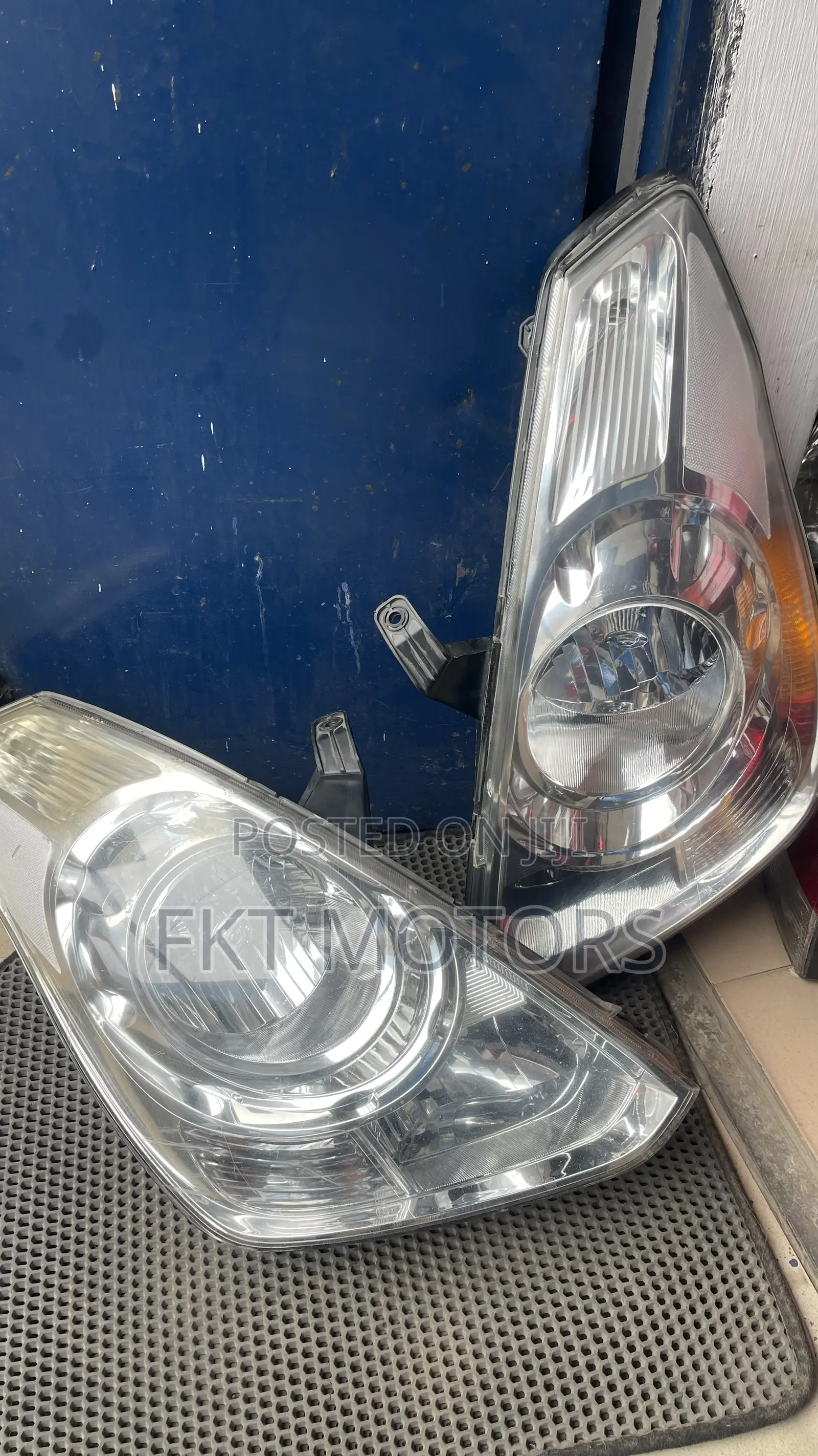 Hyundai H1/Starex Headlight and Taillight