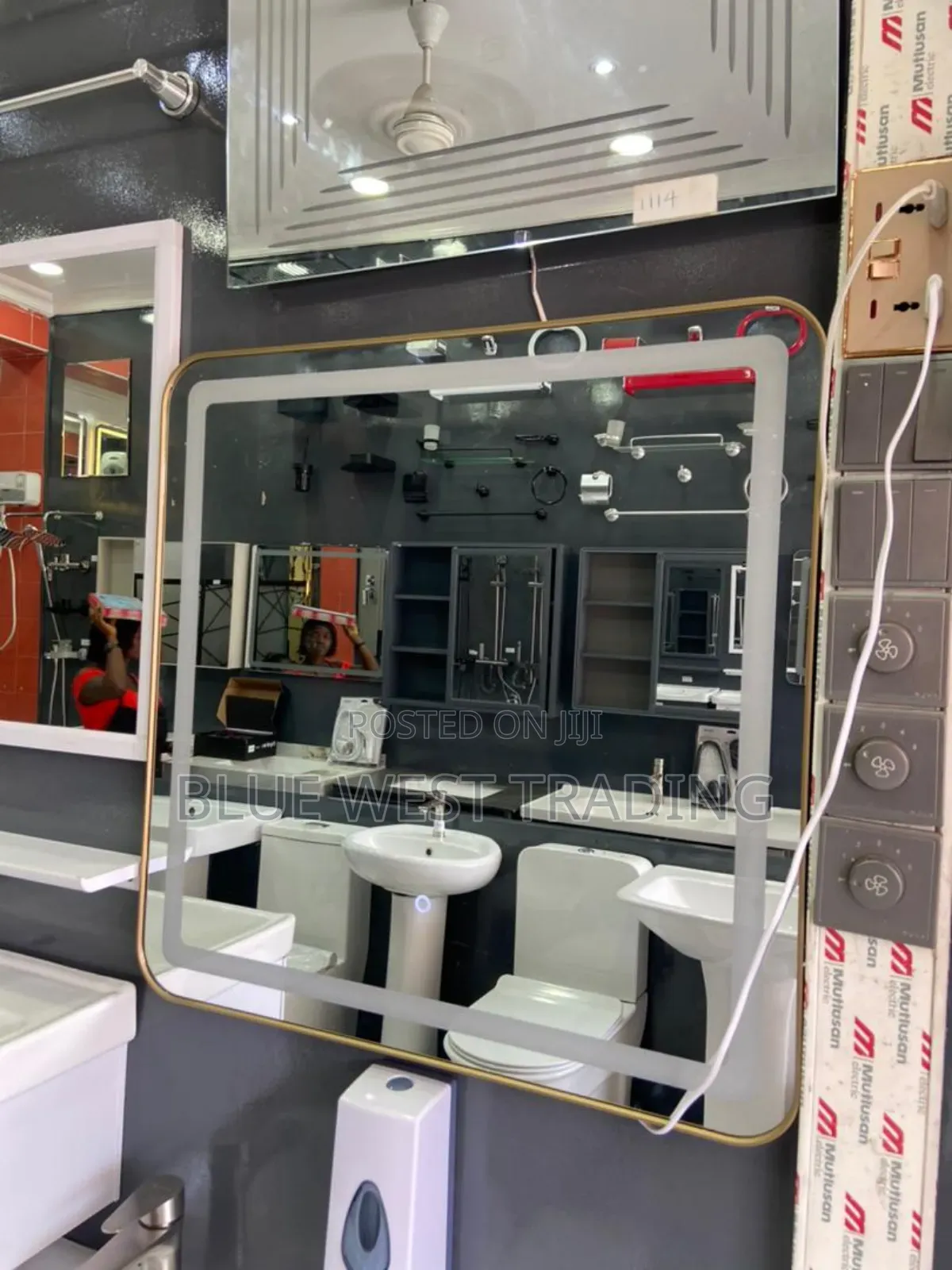 Square Mirror With LED Lights