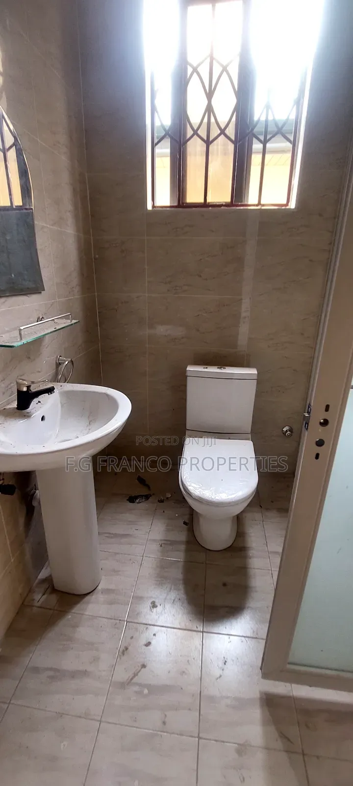3bdrm Apartment in Kg.Franco Properties, Spintex for rent