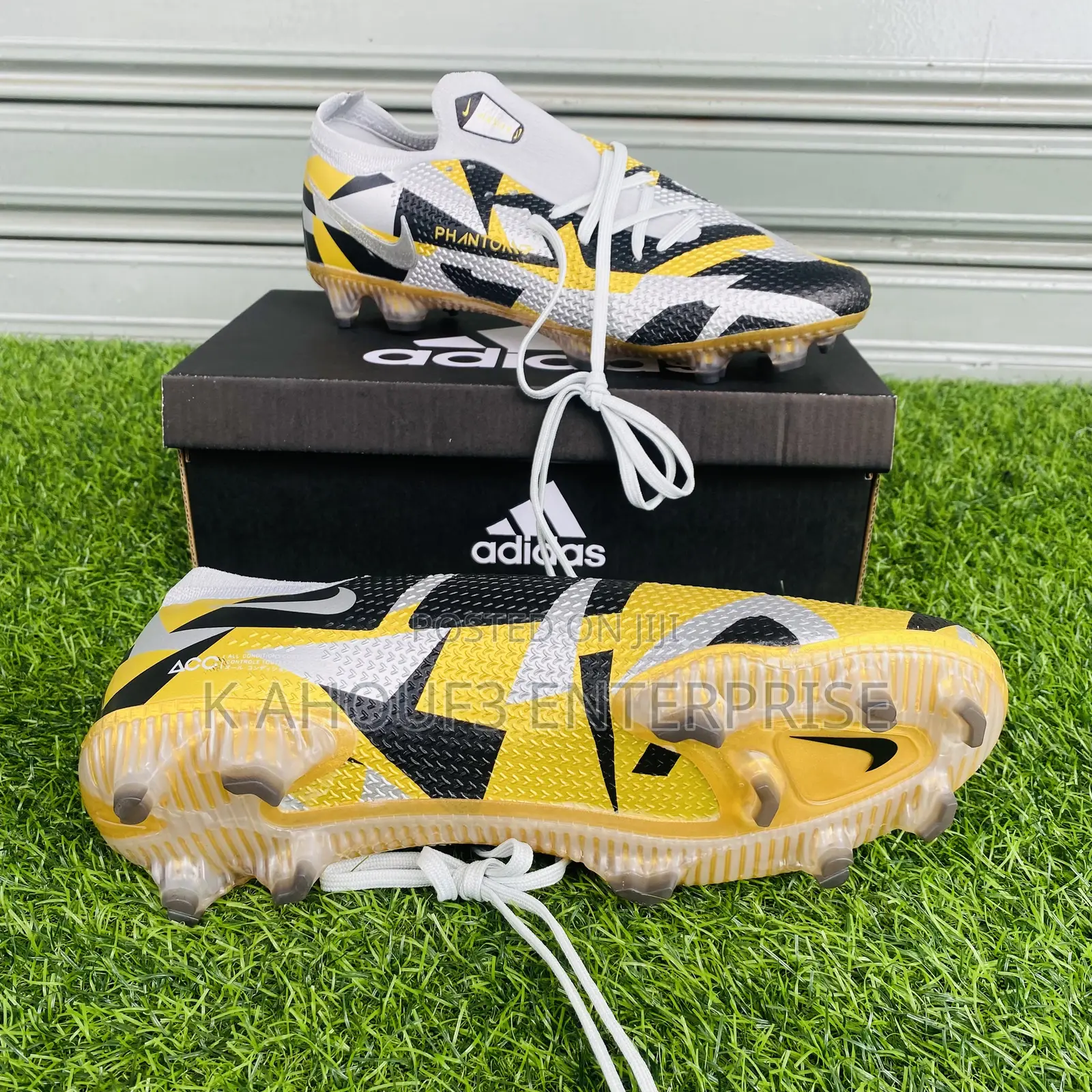 Nike Phantom Boots