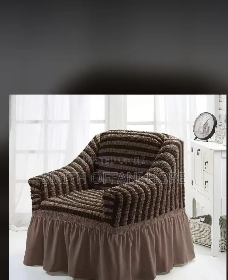 “Cozy Chic: 4-Piece Skirt Sofa Covers”