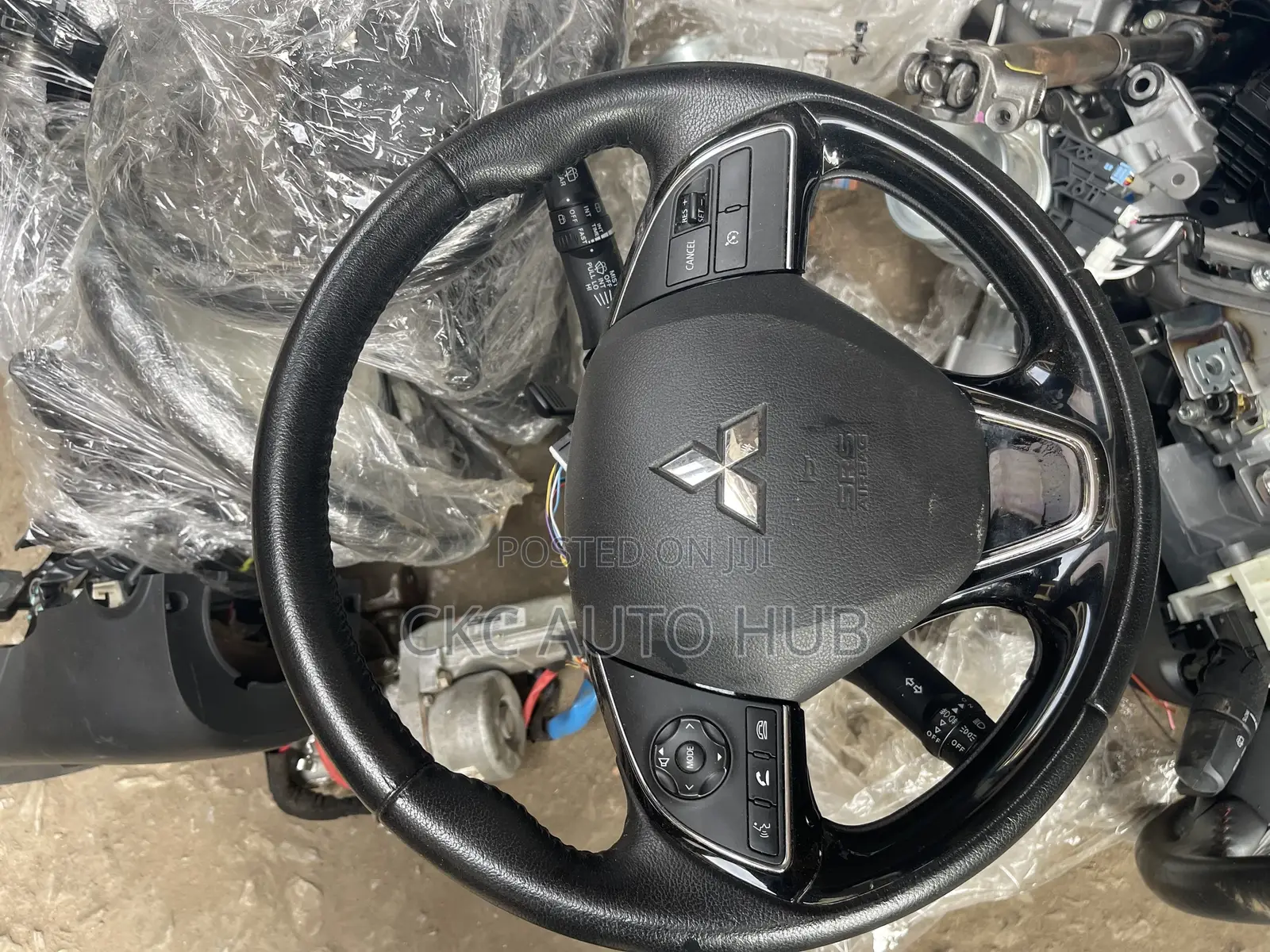 Mitsubishi Stearing Wheel Complete