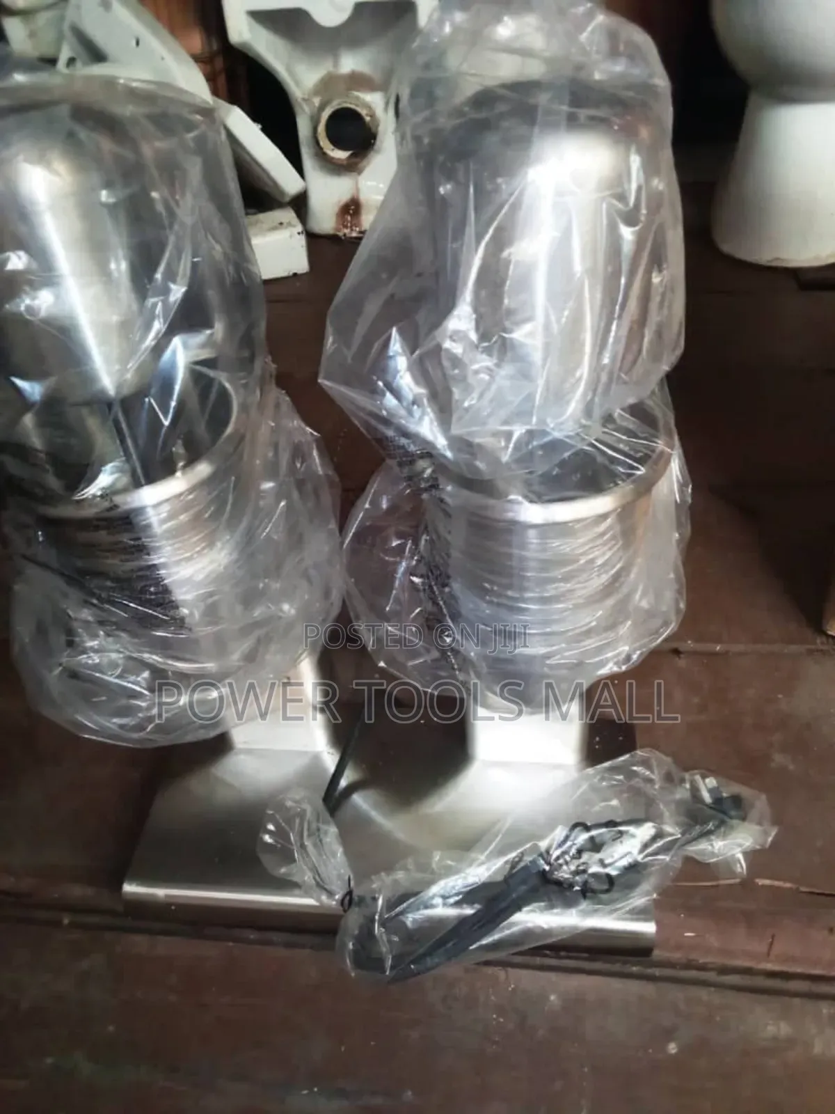 Adexa 2 Cups Milk Shaker Machine