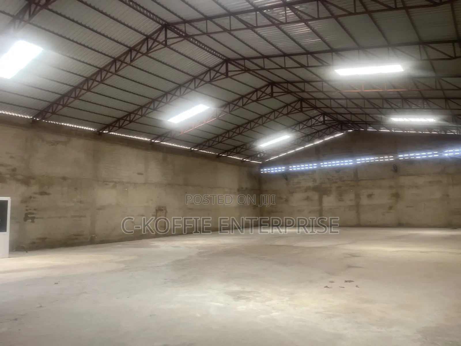 1200sqm Warehouse at Achimota for Rent