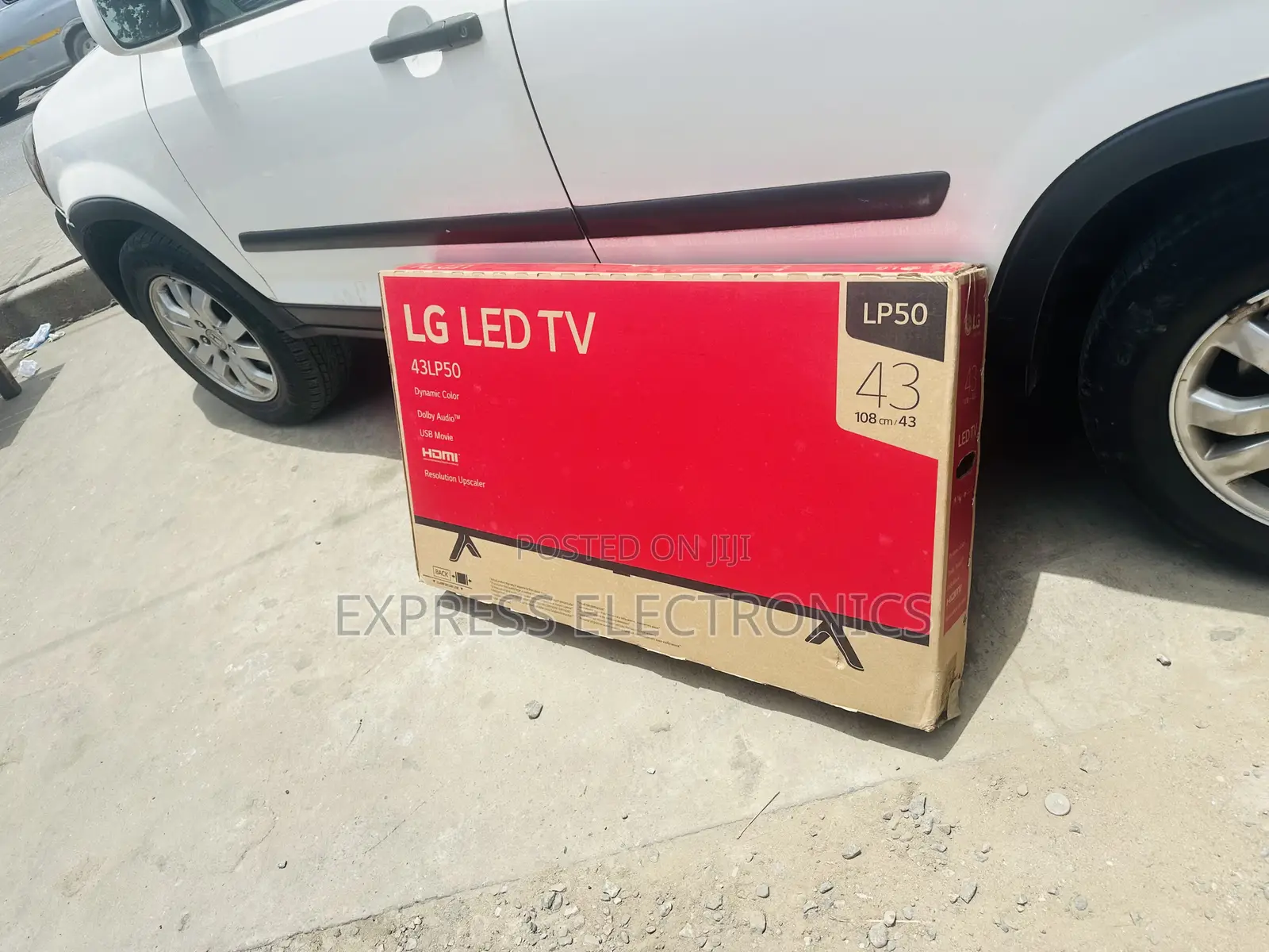 Stunning FHD Satellite LG 43”Lp5000