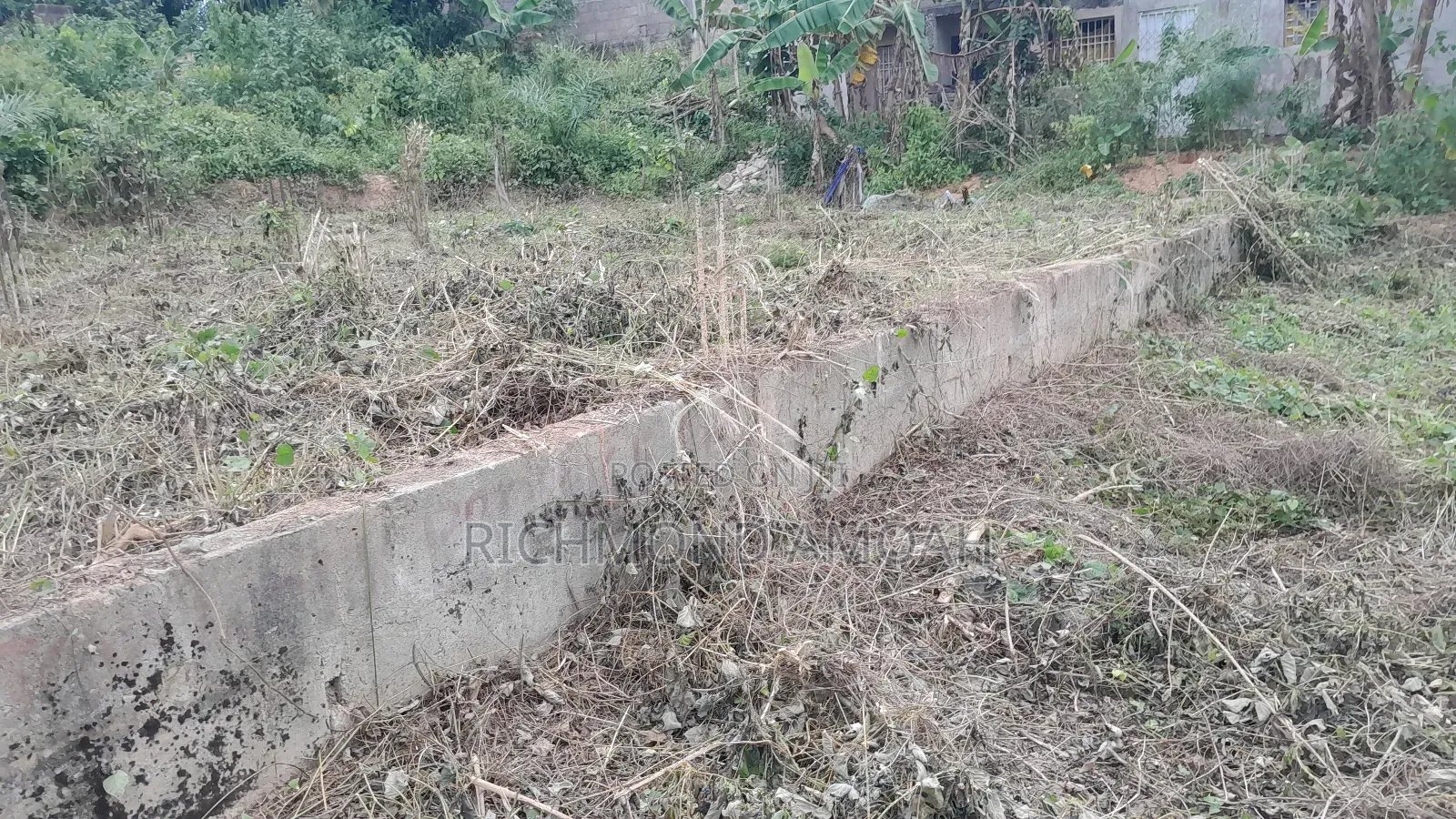 Plot Witth Footings for Sale at Kansa City