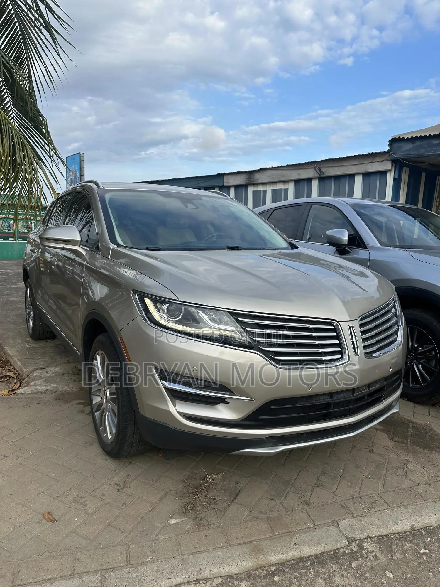 Lincoln MKZ 2015 Brown