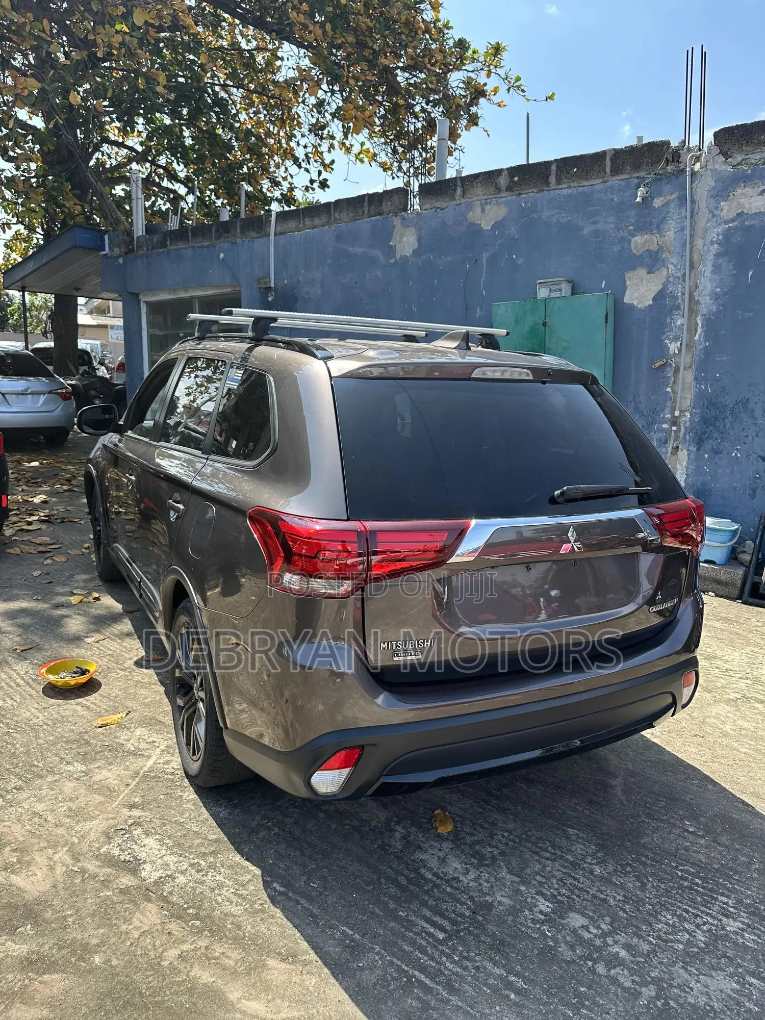 Mitsubishi Outlander SE AWC 2018 Brown