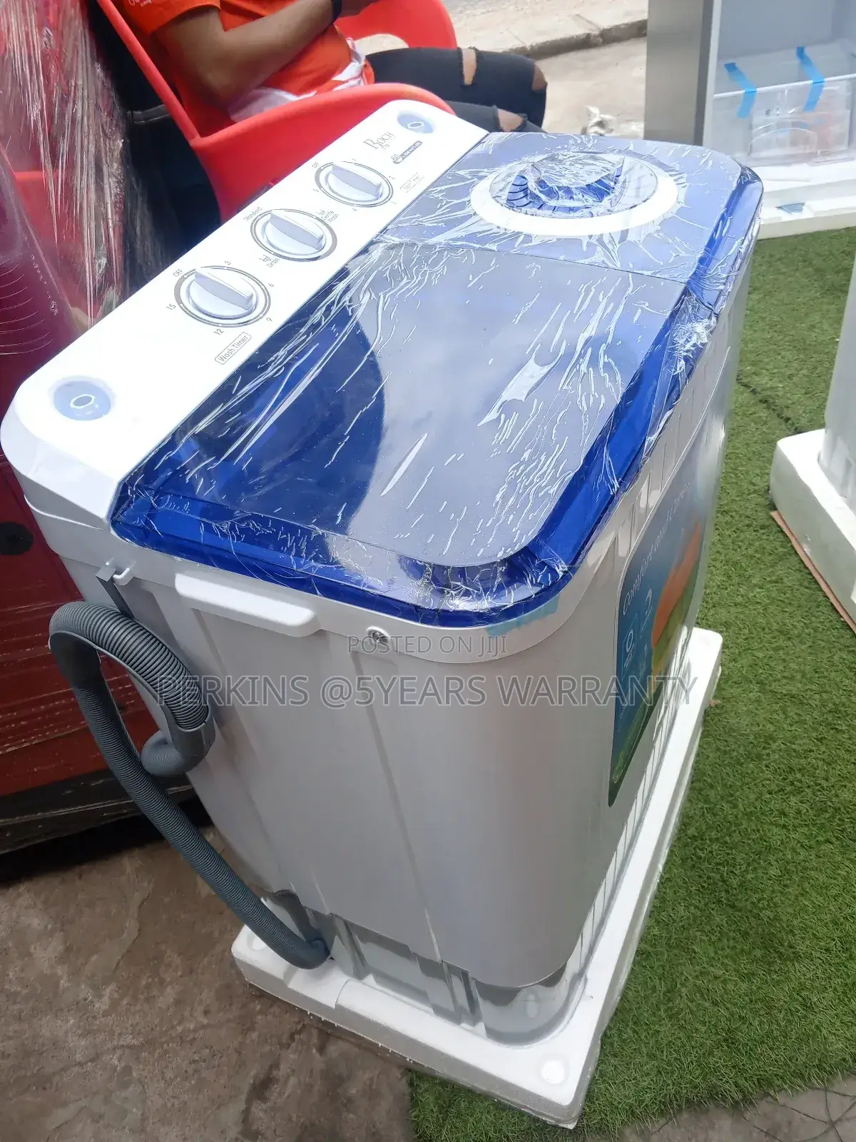 White Coloured 6kg Washing Machine Roch Washing Machine