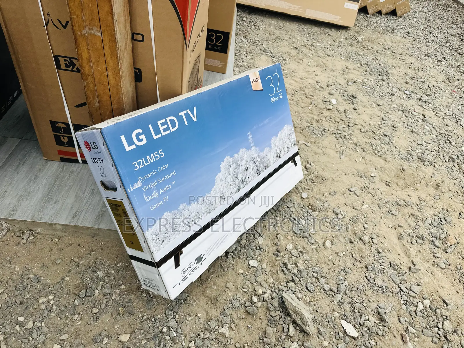 Best Buy for Less LG 32”LM55