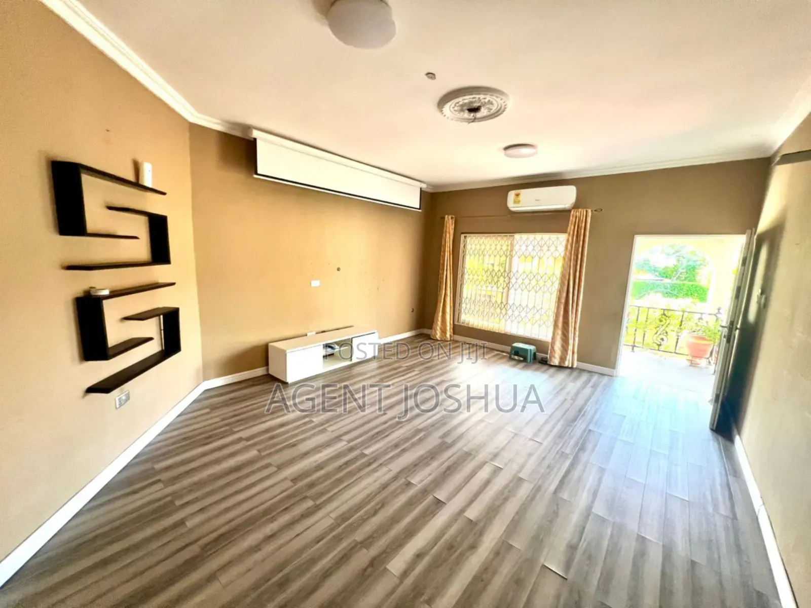 3bdrm House in Manet Court Estate, Airport Residential Area for rent