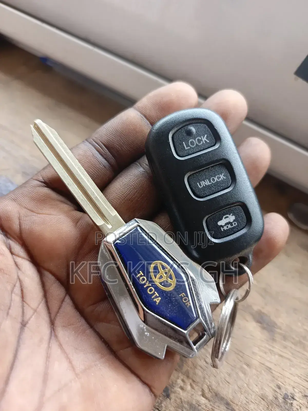 Toyota Tundra Remote Key