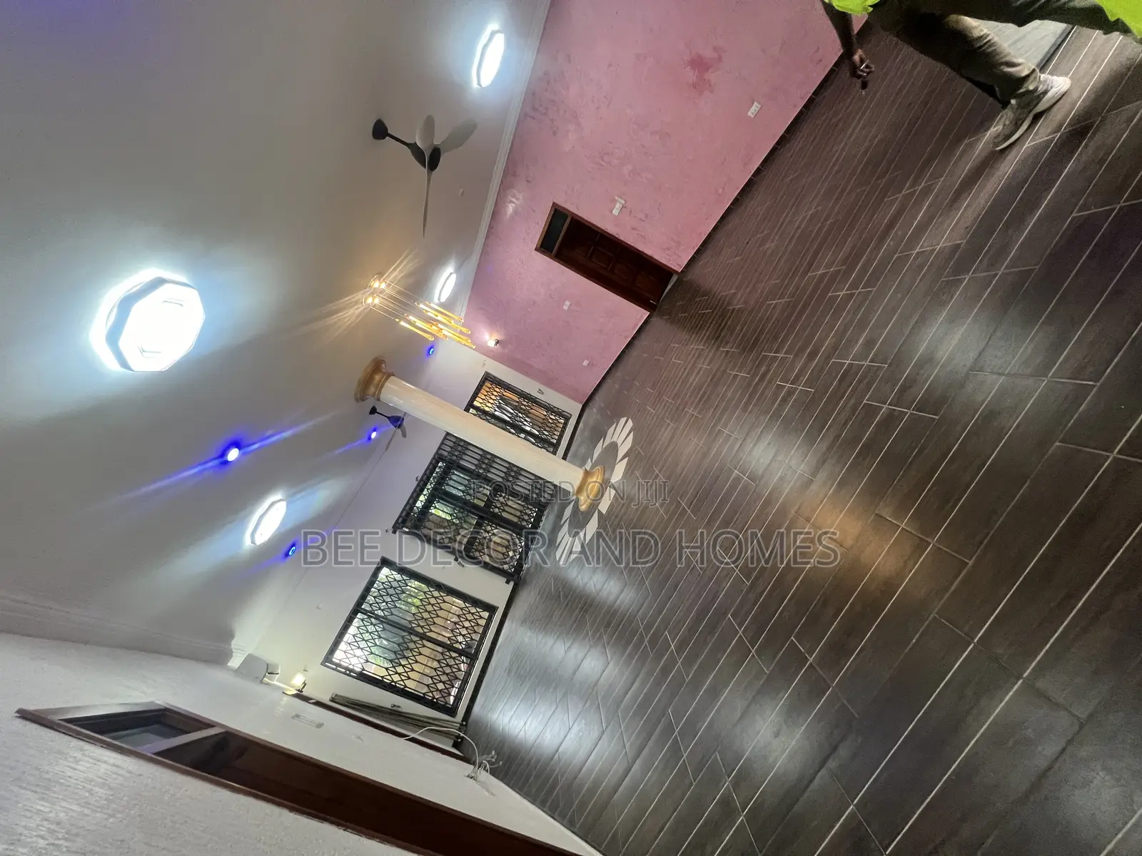 3bdrm Apartment in Bee Decor & Homes, Old Ashomang for rent