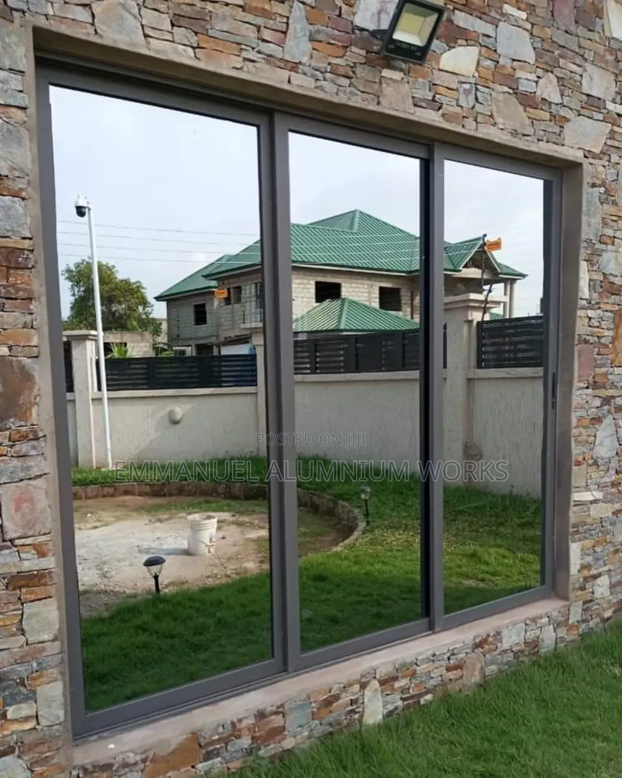 B14 Design 11 Sliding Window