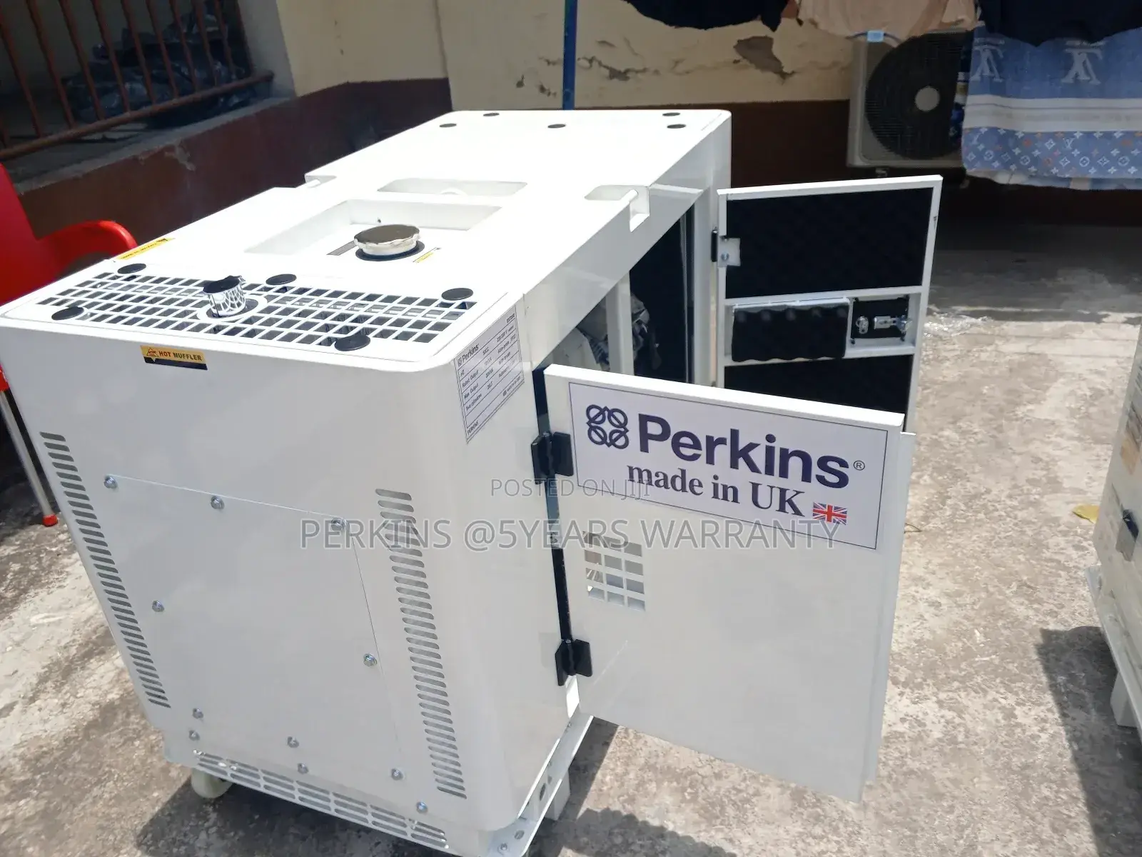 White Coloured Generator Silent Diesel Perkins Generators