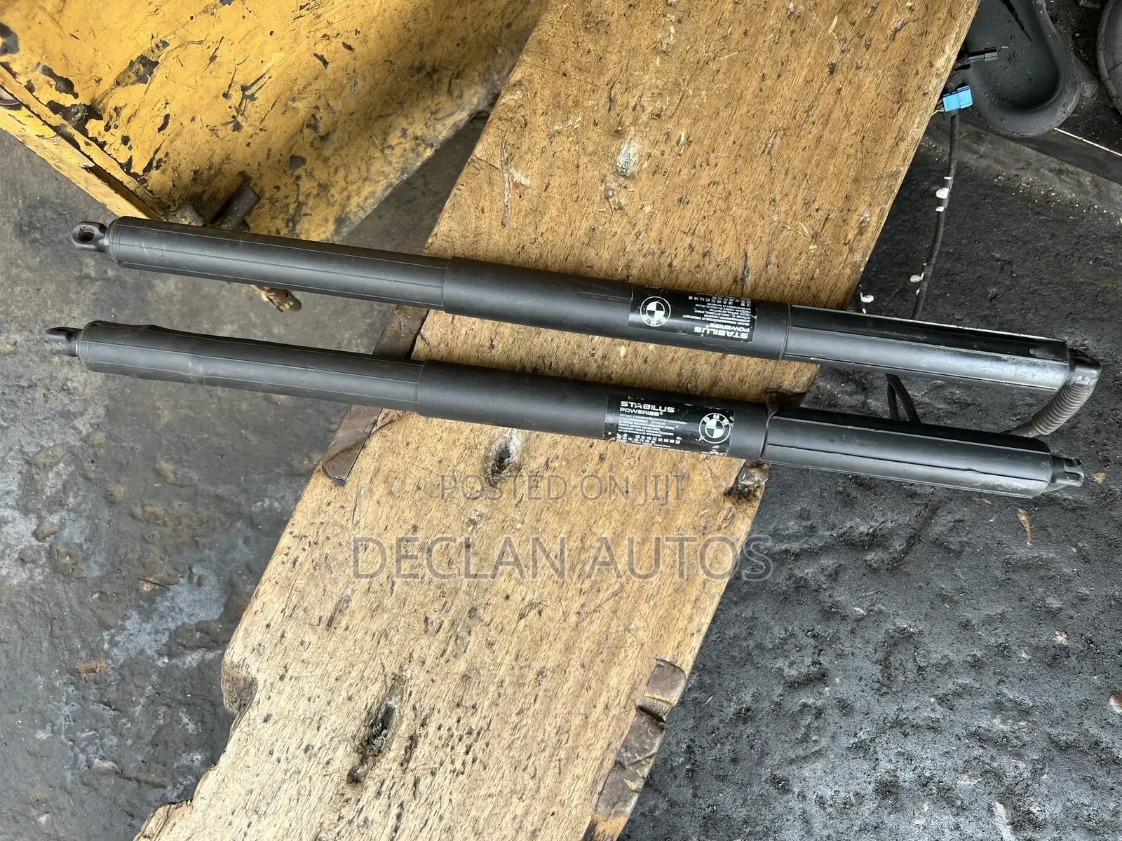 Liftgate Tailgate Power Shock Strut Actuator