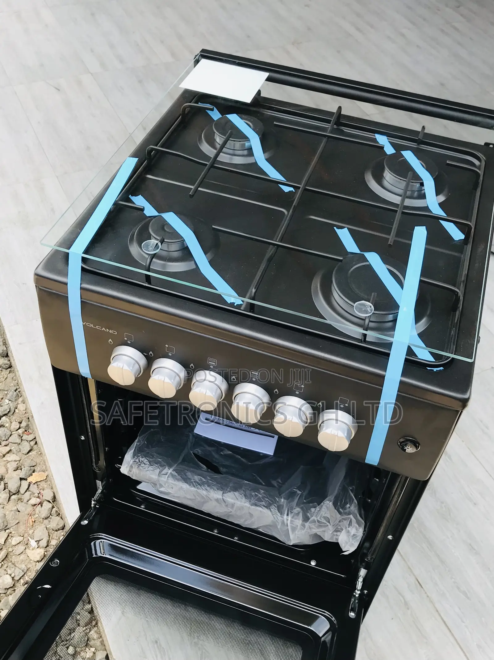 Four Gas Burner Oven Volcano Glass Lid 50by50