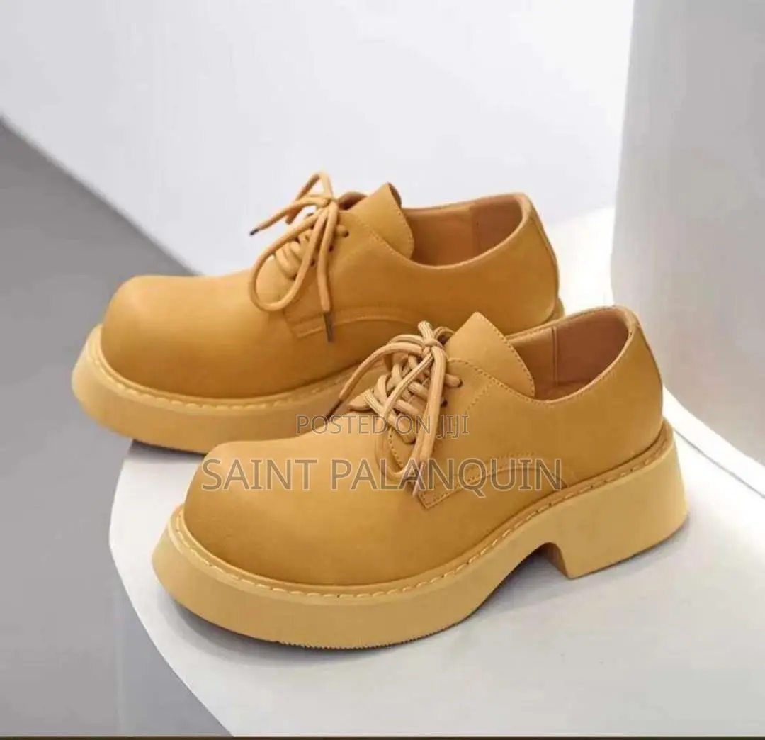 Balenciaga Unisex