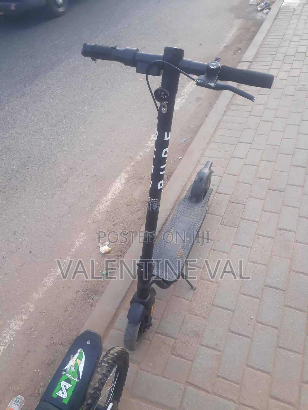 Sweet Hoverboard With Long Duration Battery
